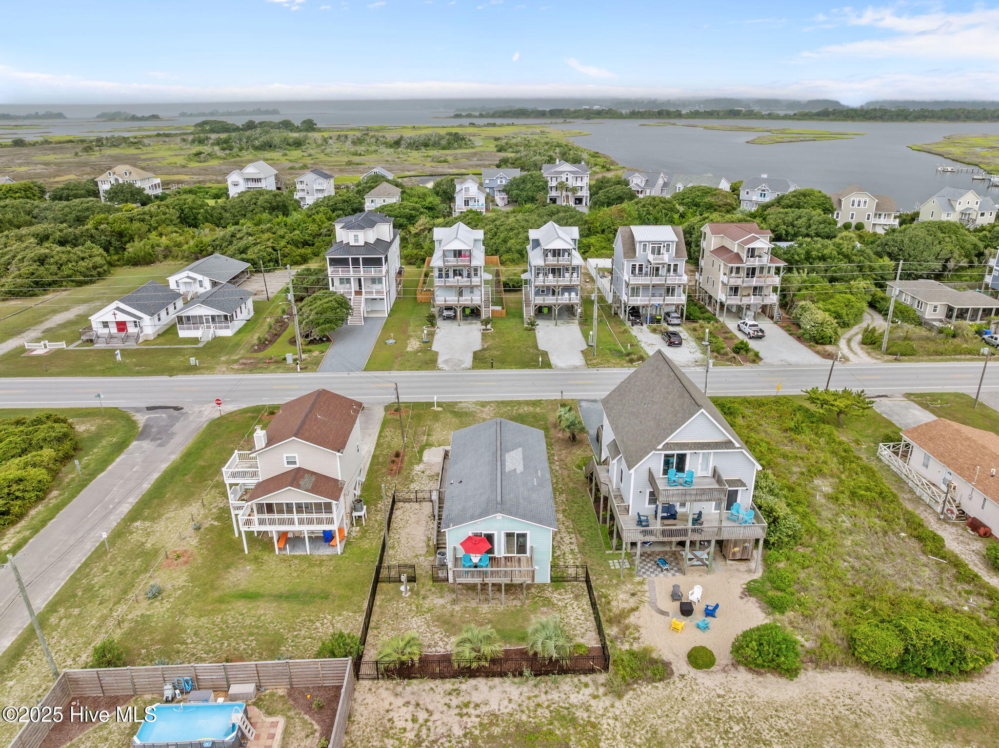 100525706 | Photo 52