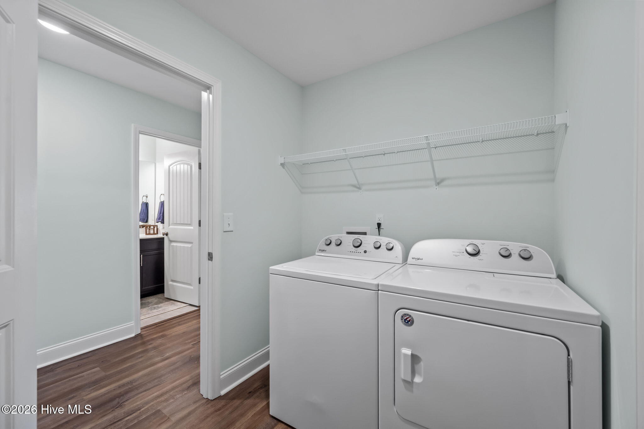 100564027 | Photo 33