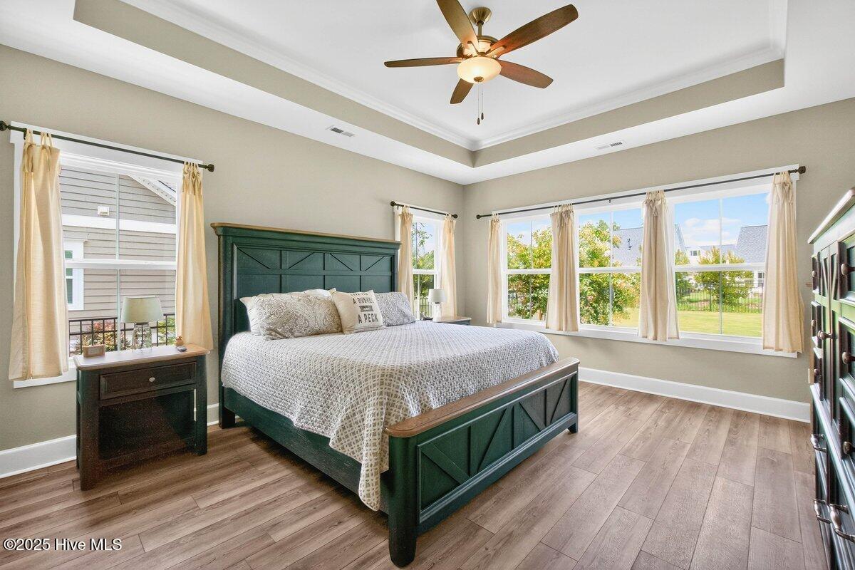 100524636 | Photo 10