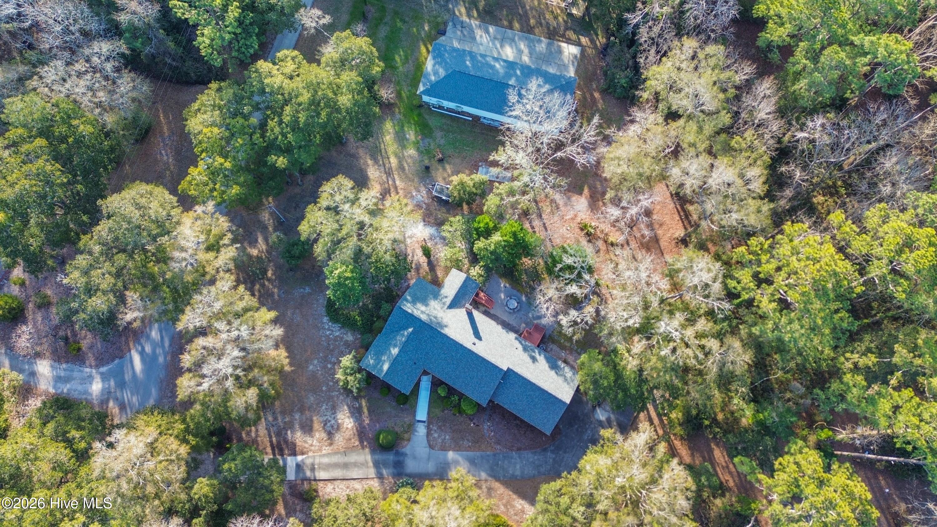 100549008 | Photo 41