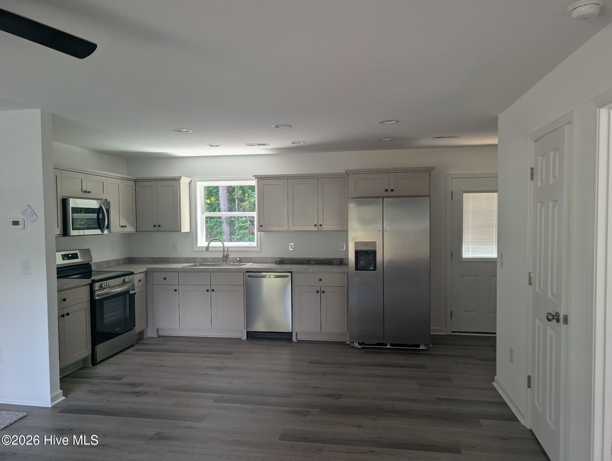 2nd image of 107 Poplar Cir, Moyock, NC 27958 | MLS# 100597625