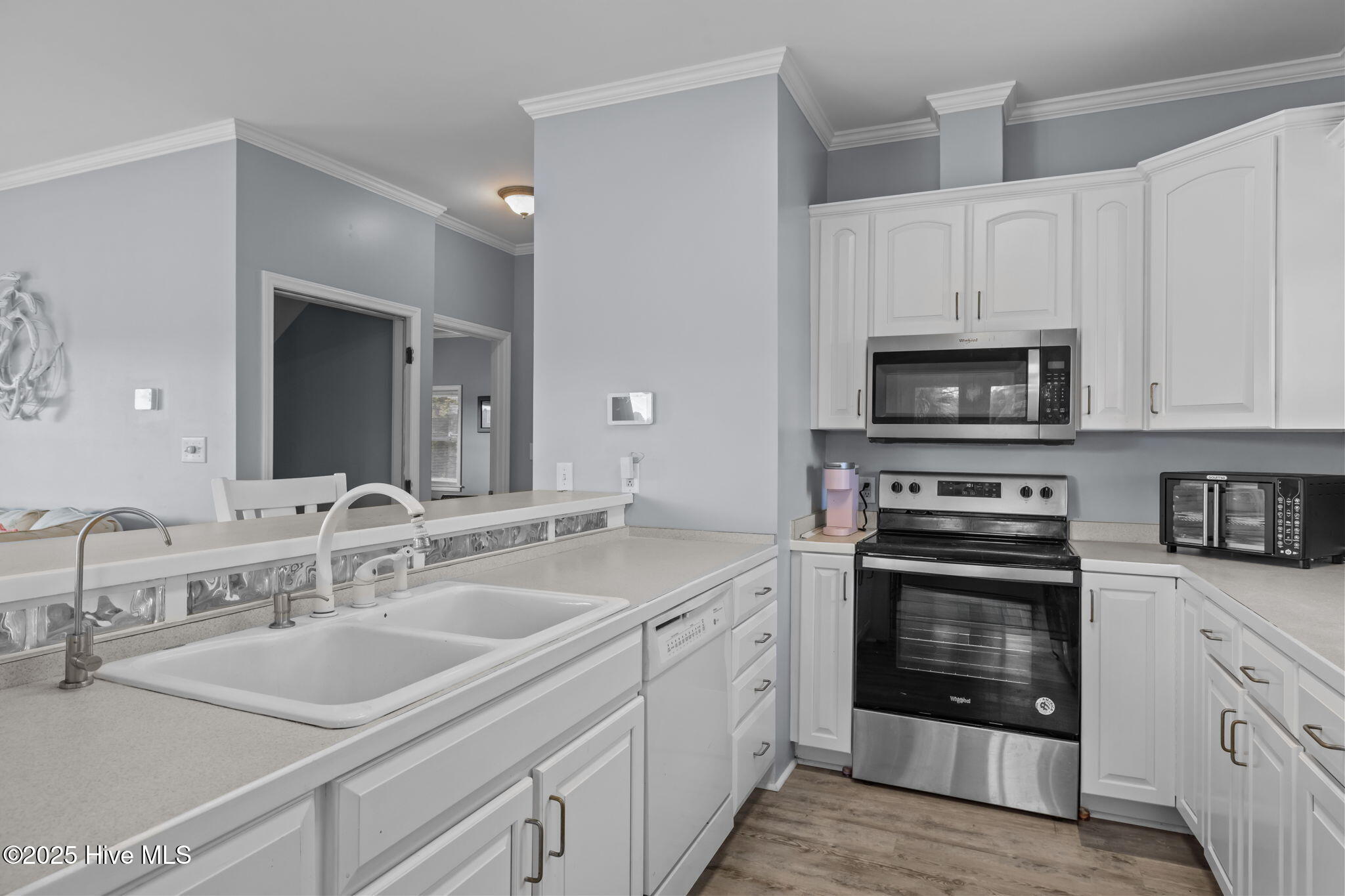 850 Sea Gate Drive,Newport