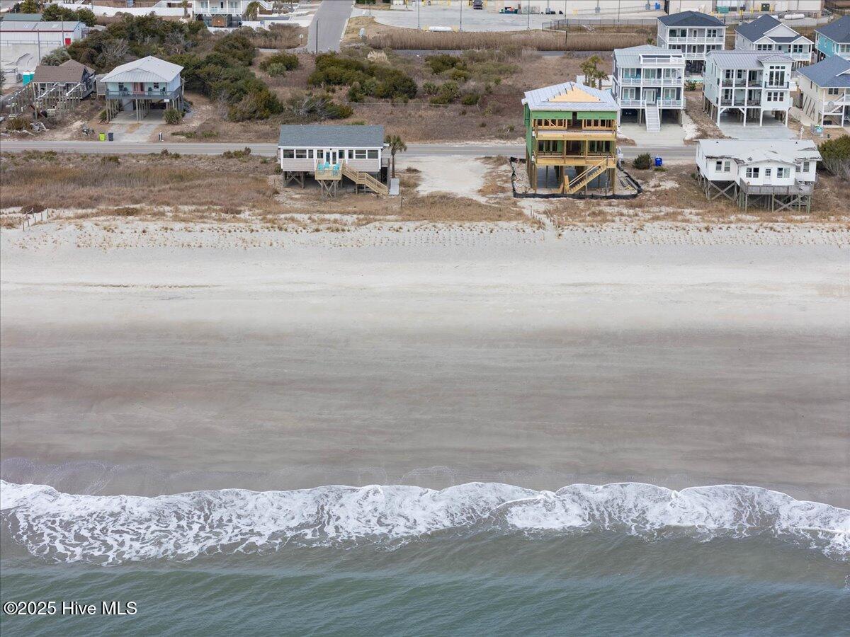 100488700 | Photo 16