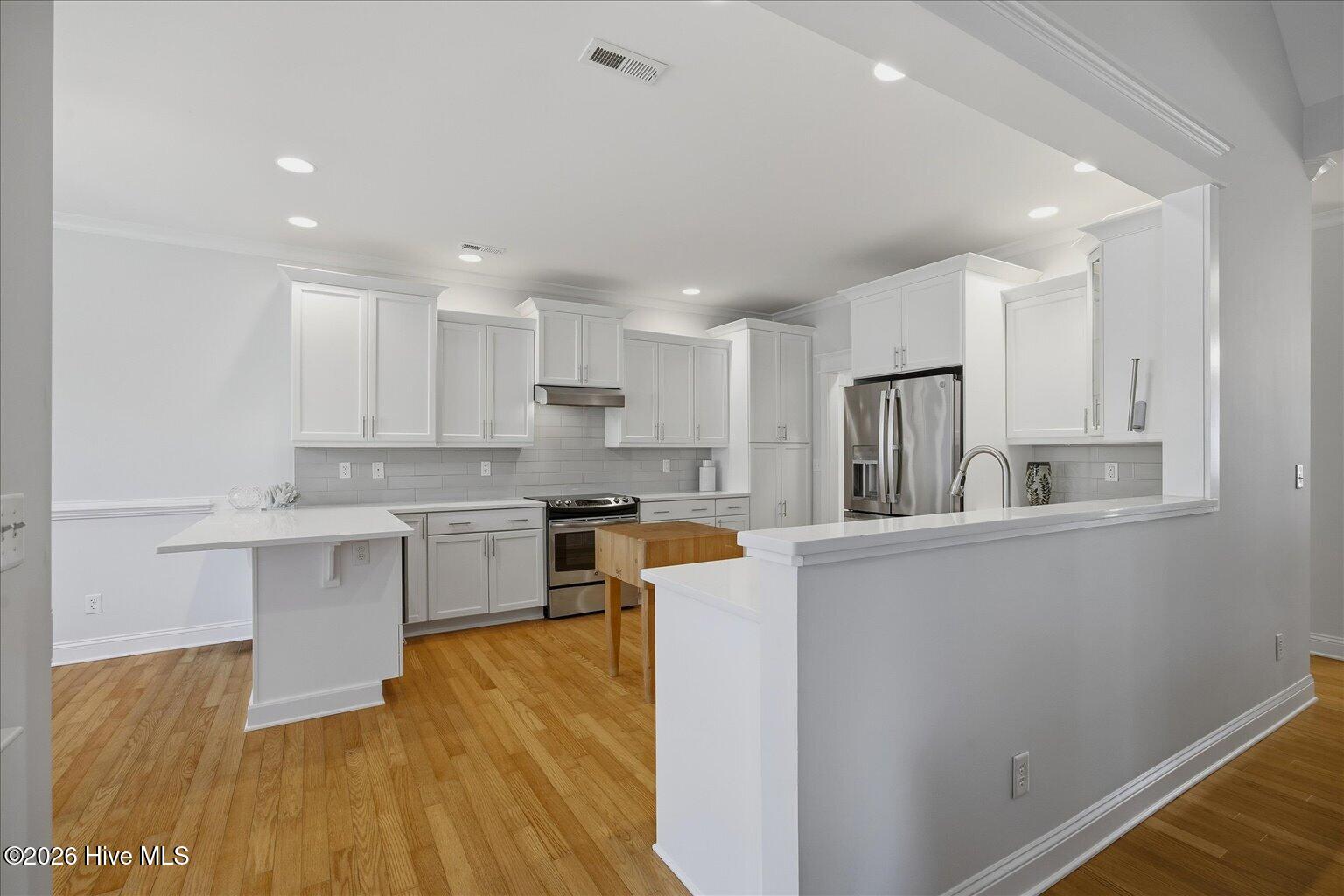 100550413 | Photo 35