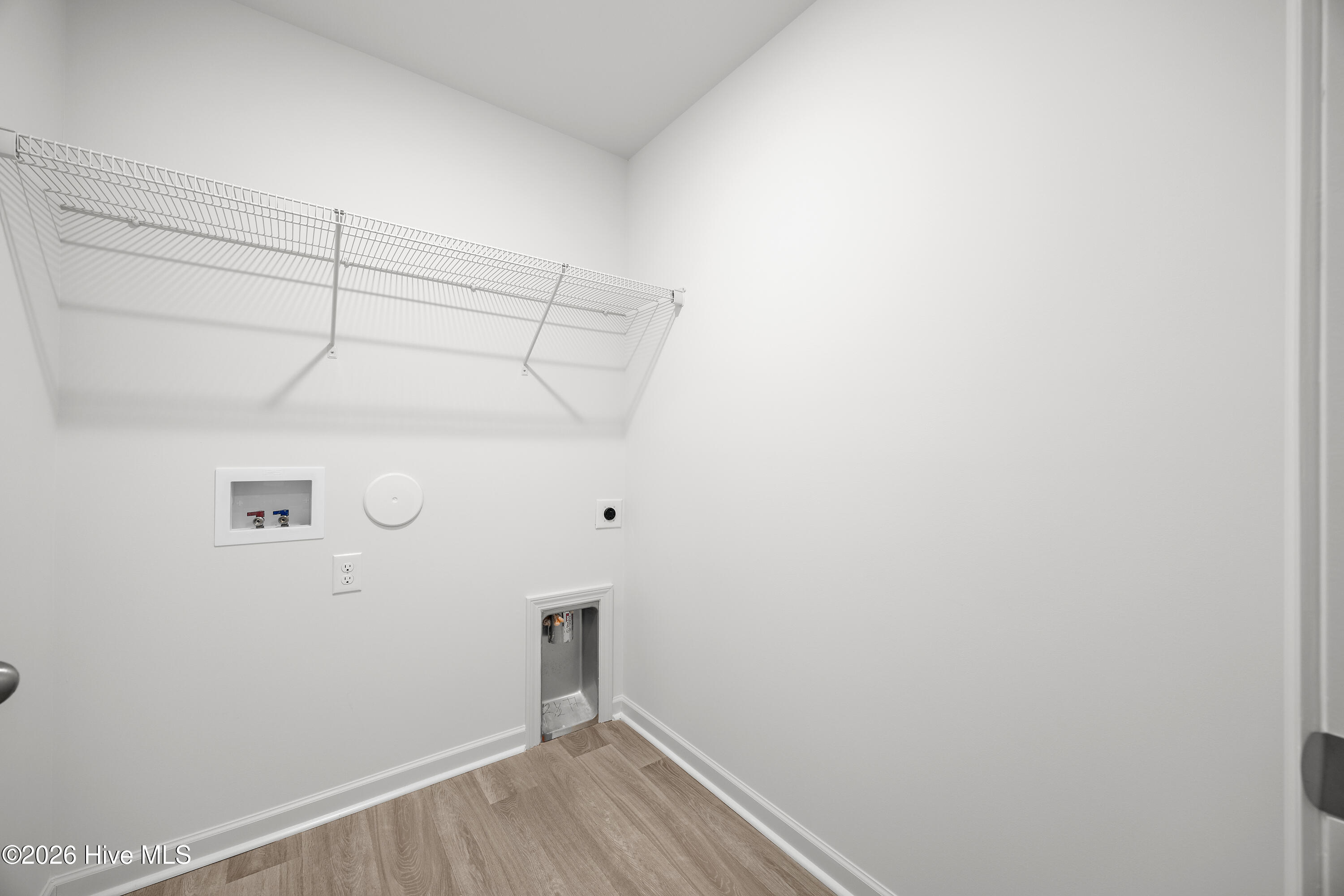 100540957 | Photo 20