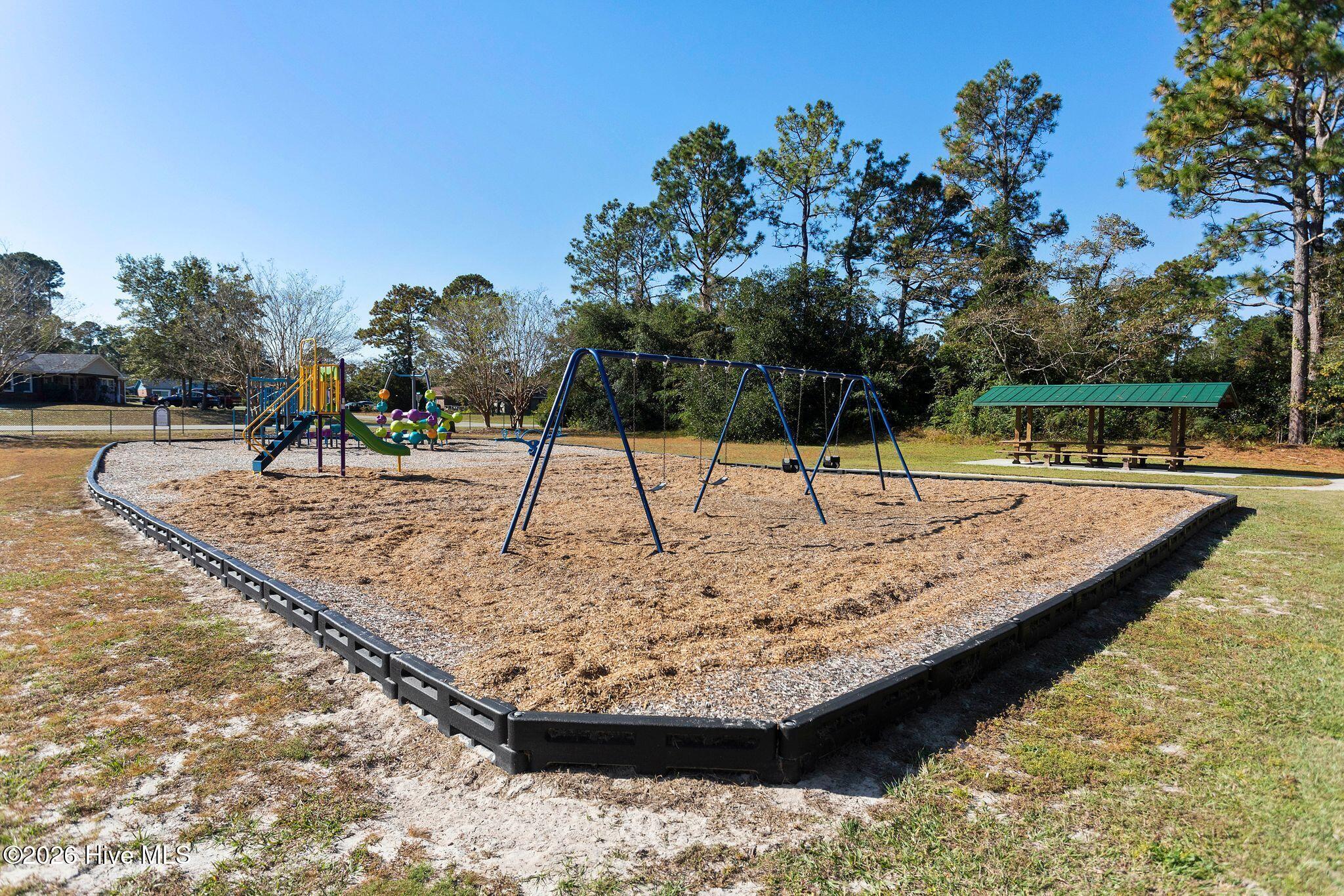 100564209 | Photo 37