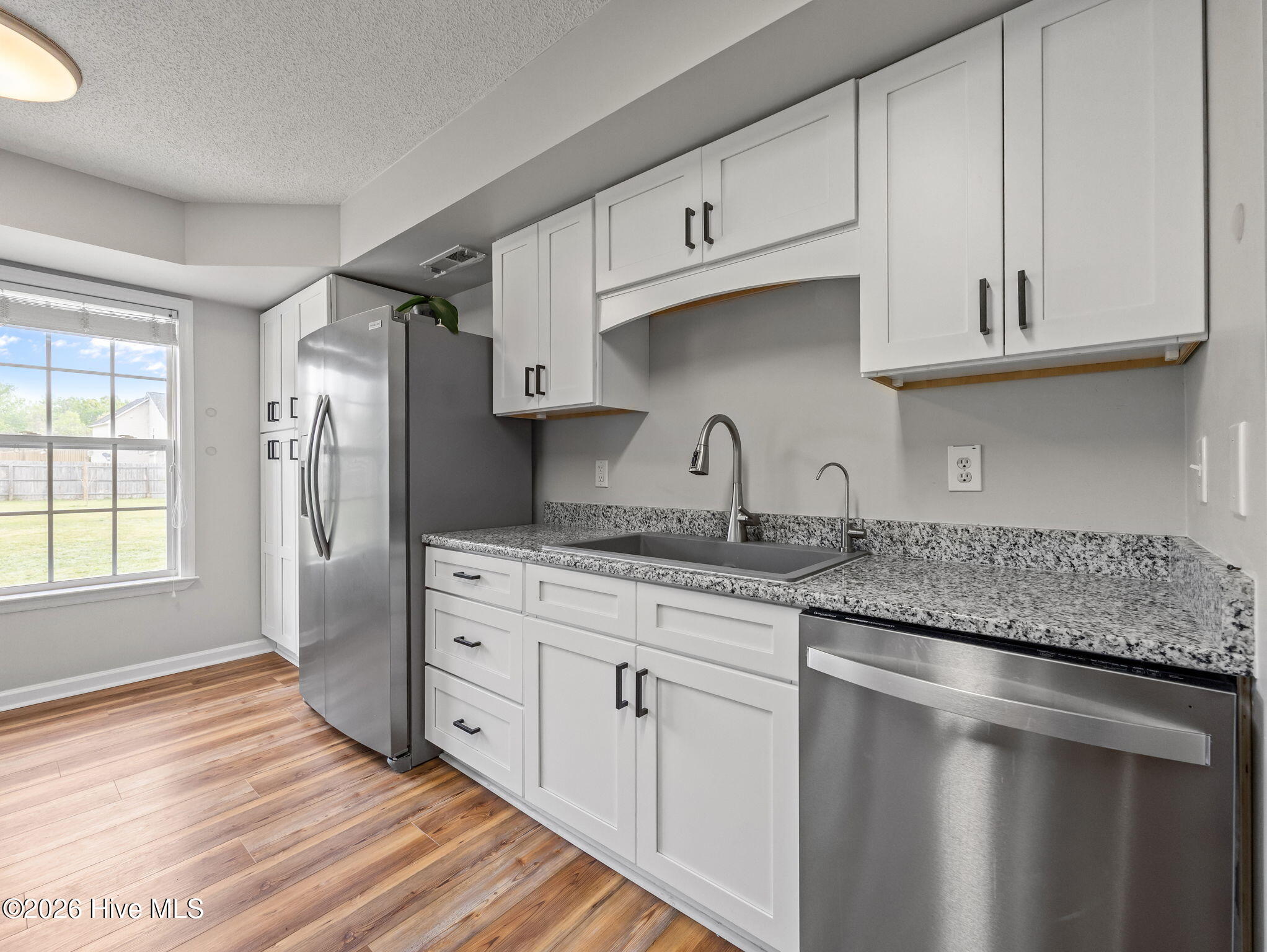 100566884 | Photo 13