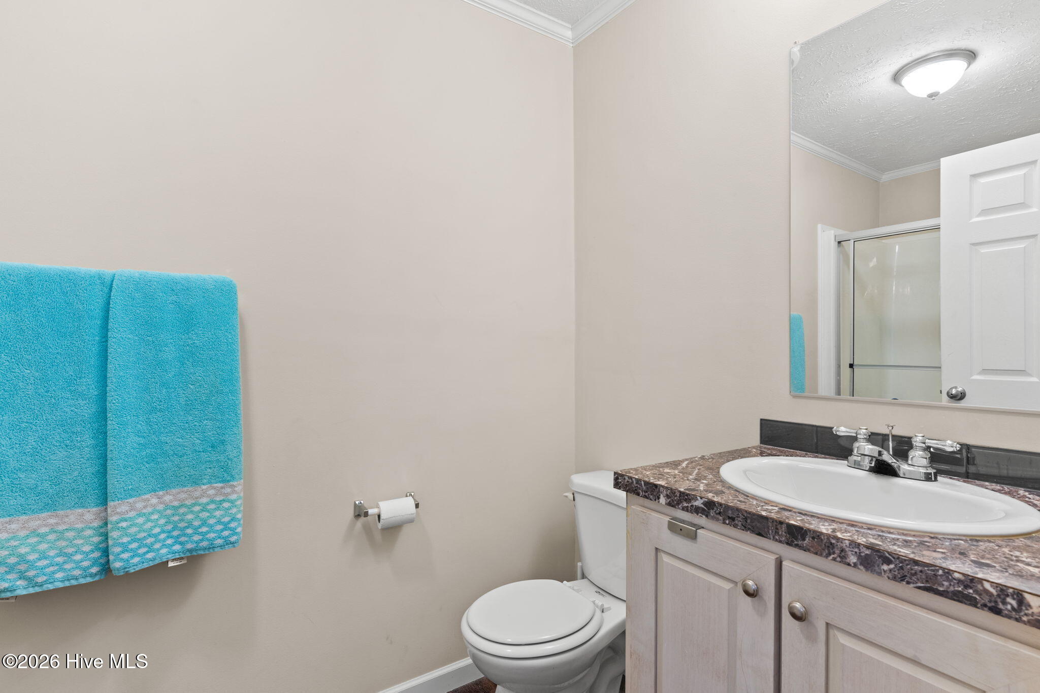 100567854 | Photo 14