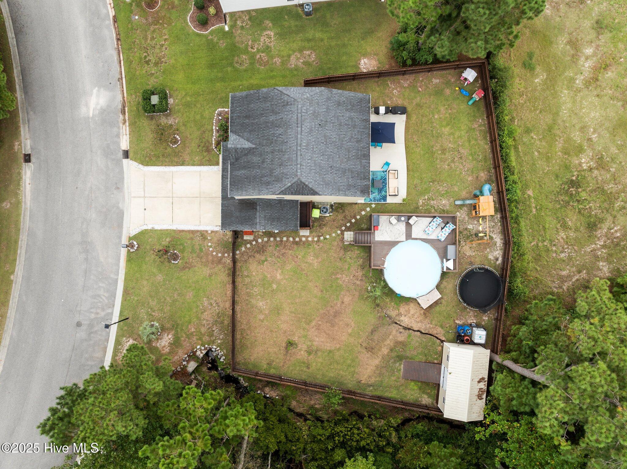 100544297 | Photo 32