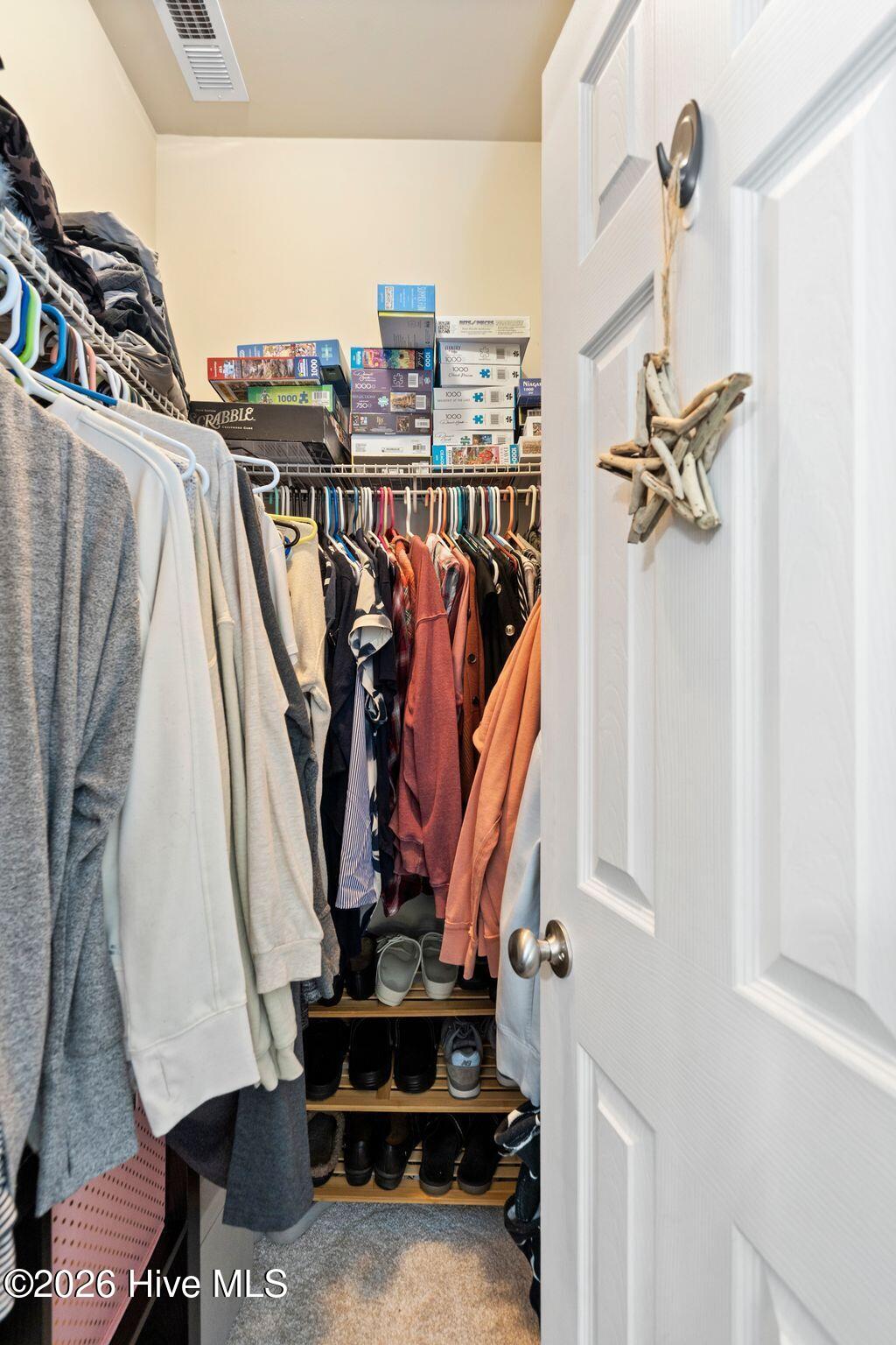 100554731 | Photo 33