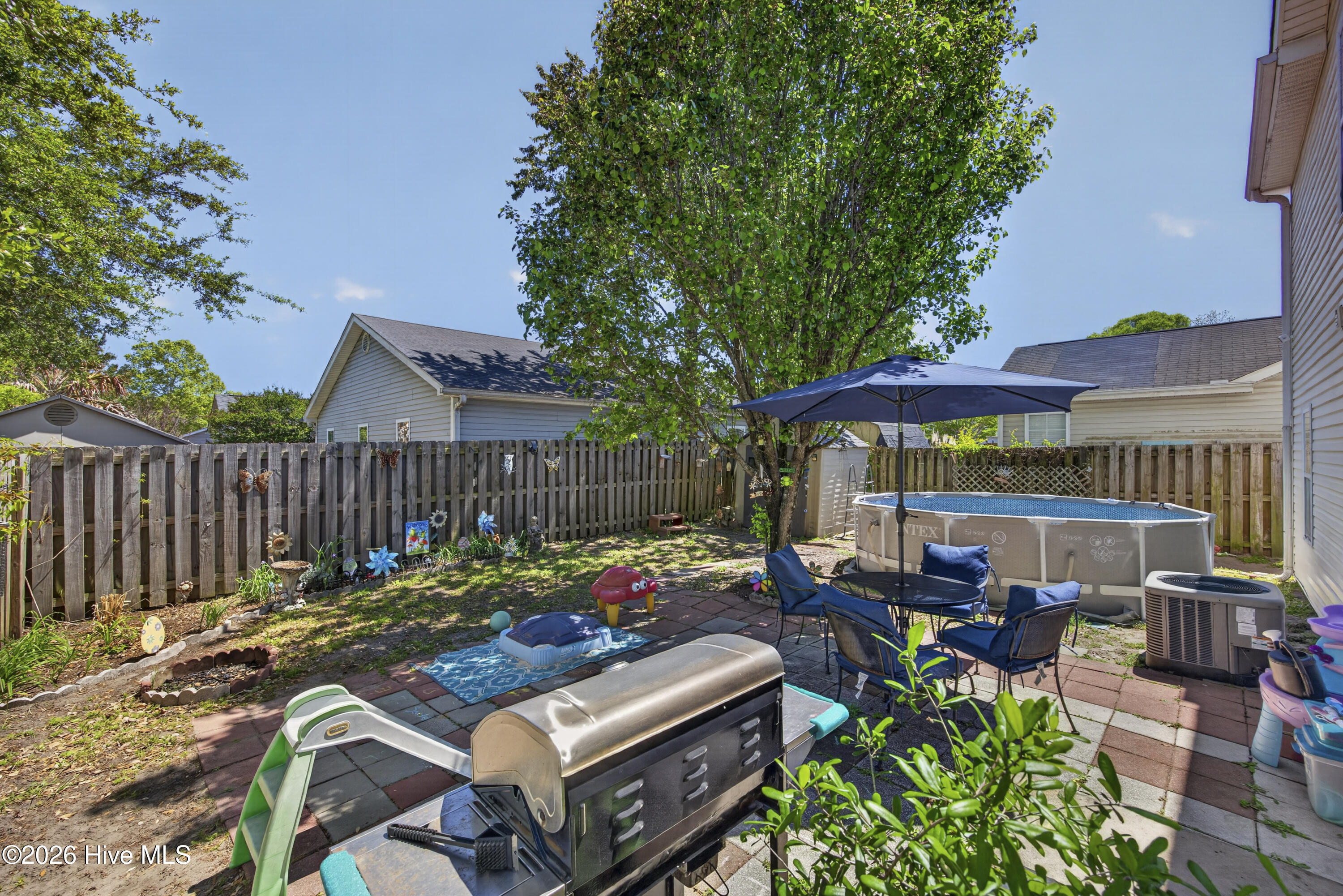 100567441 | Photo 16