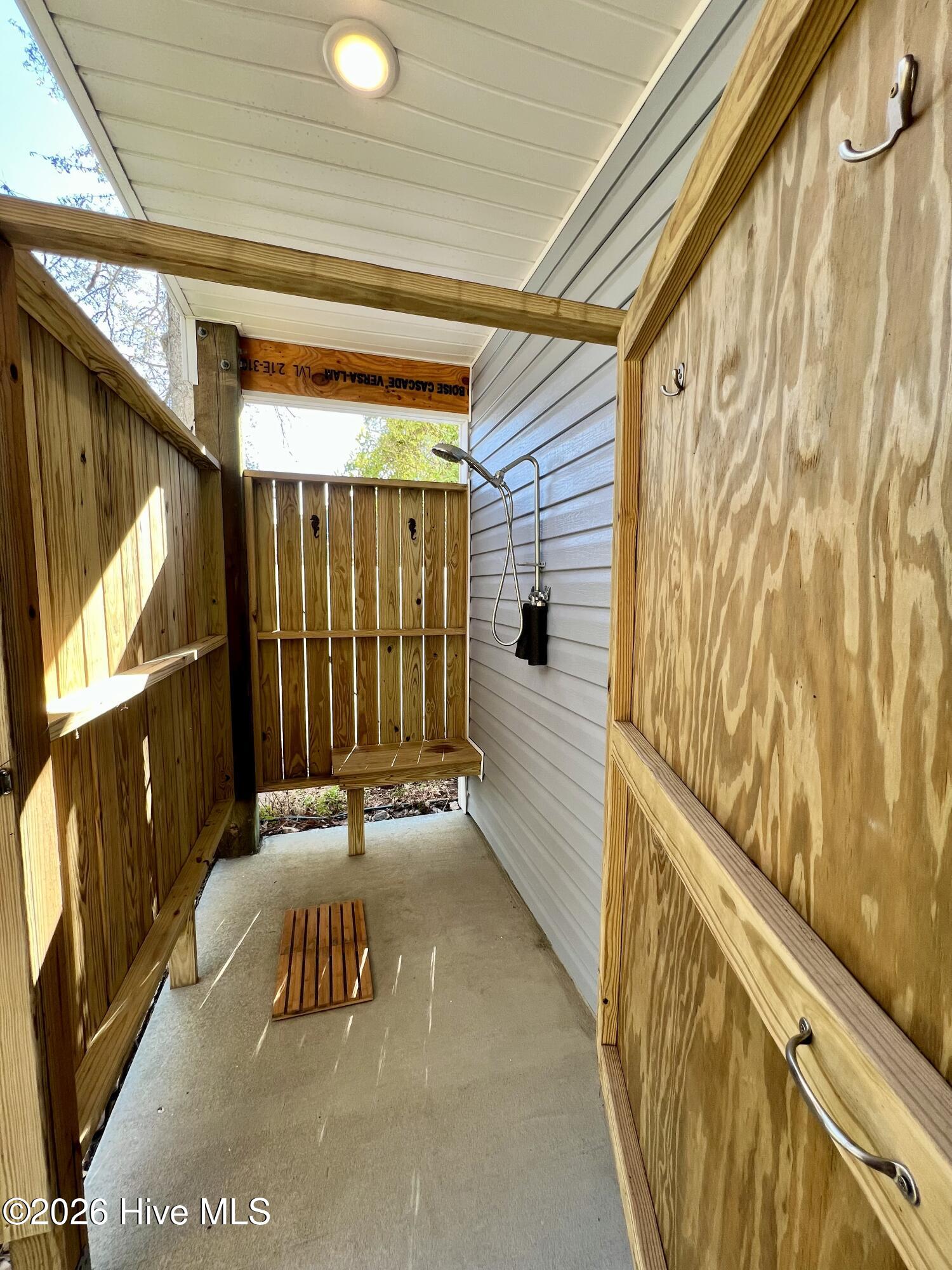 100551731 | Photo 27