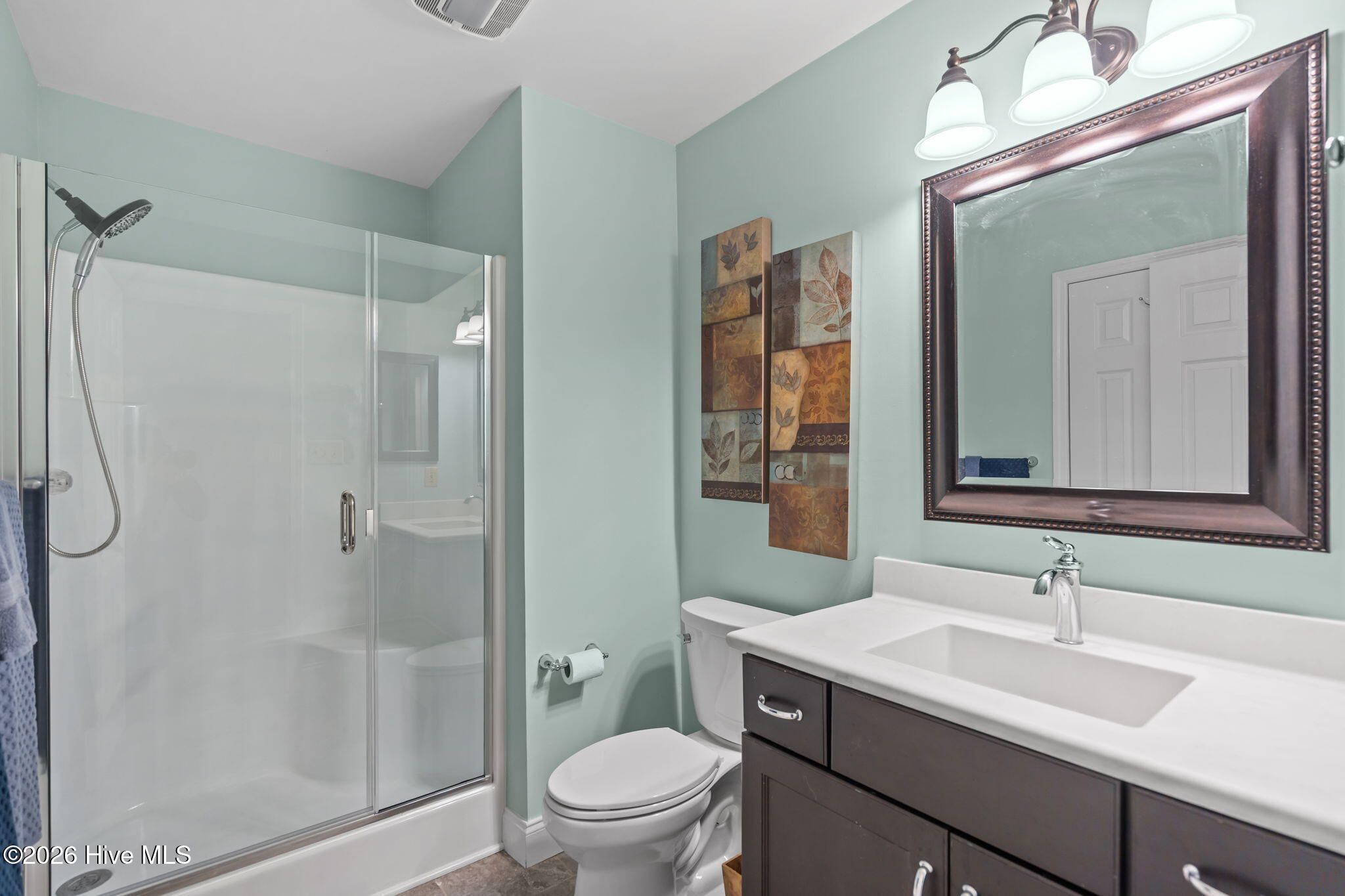 100554054 | Photo 28