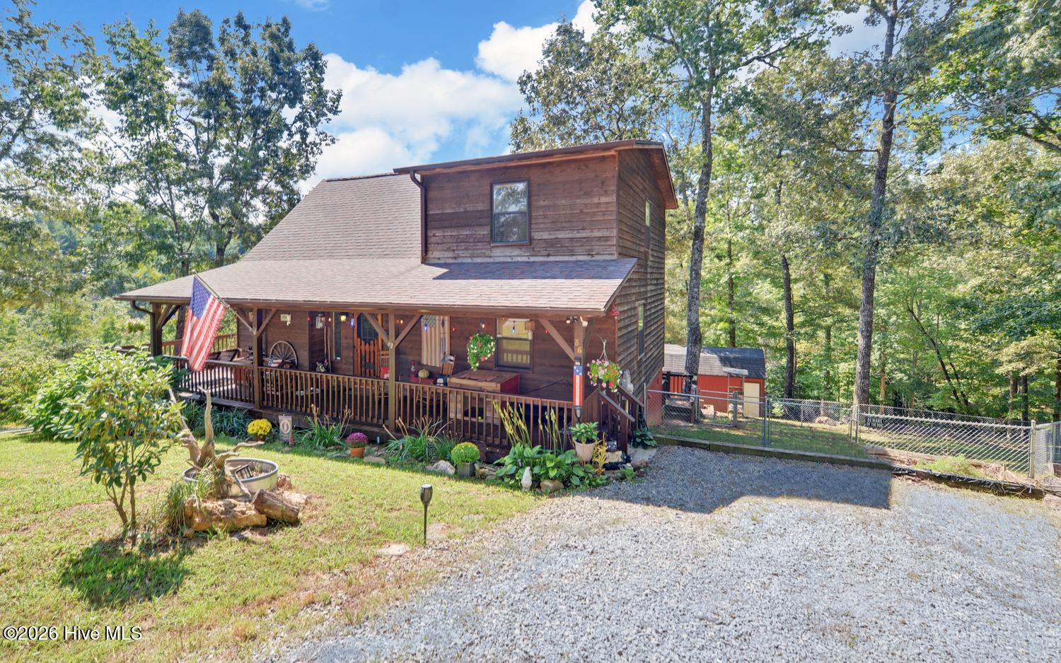 Photo 2 of Single family home for sale at 36 Dwaynes Trl, Murphy, NC 28906 | MLS# 100599773 | Listing updated on 2026-09-18