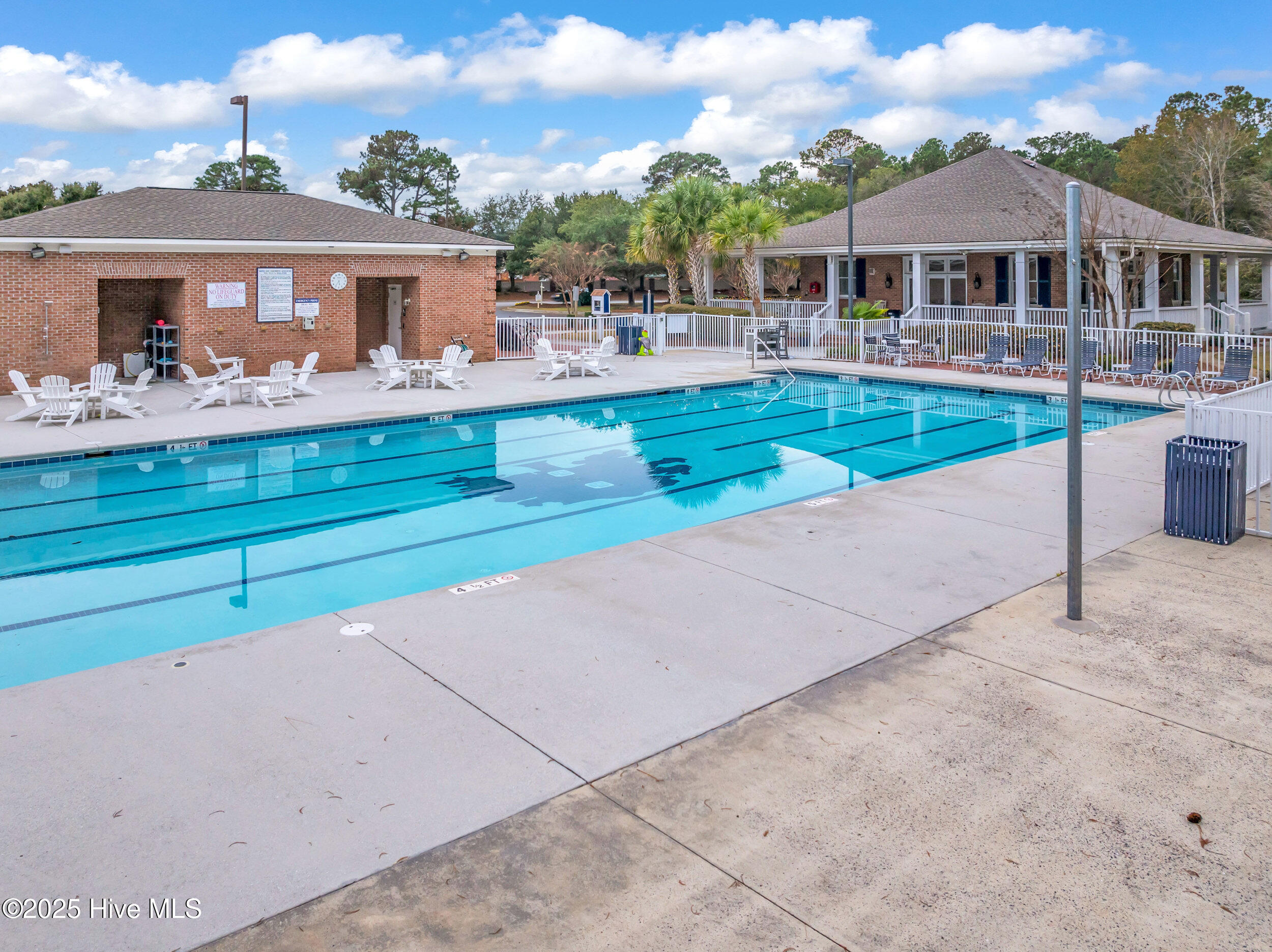 100544090 | Photo 19