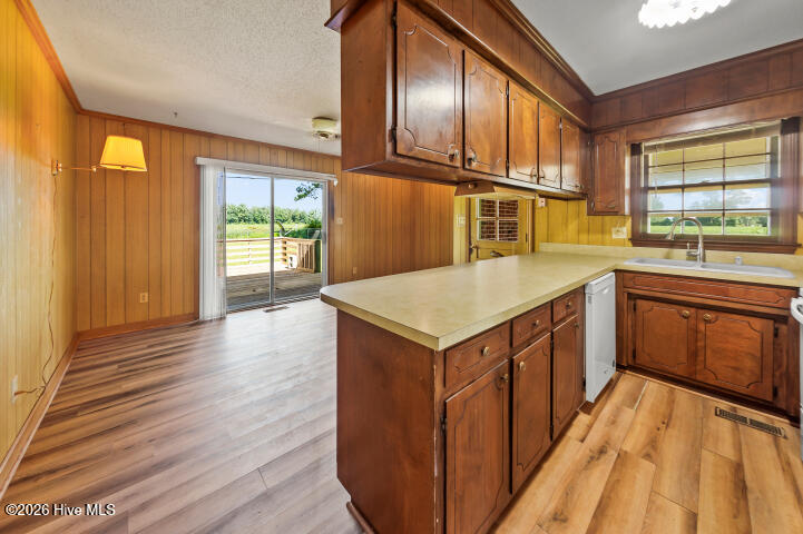 22367 Nc Highway 55,Oriental