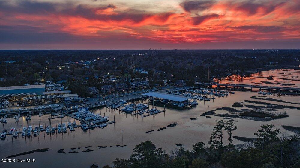 100562506 | Photo 33