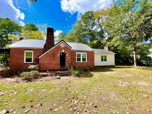 Homes for sale in Elizabethtown, NC | 702 E Broad St, Elizabethtown, NC 28337 | MLS# 100534869