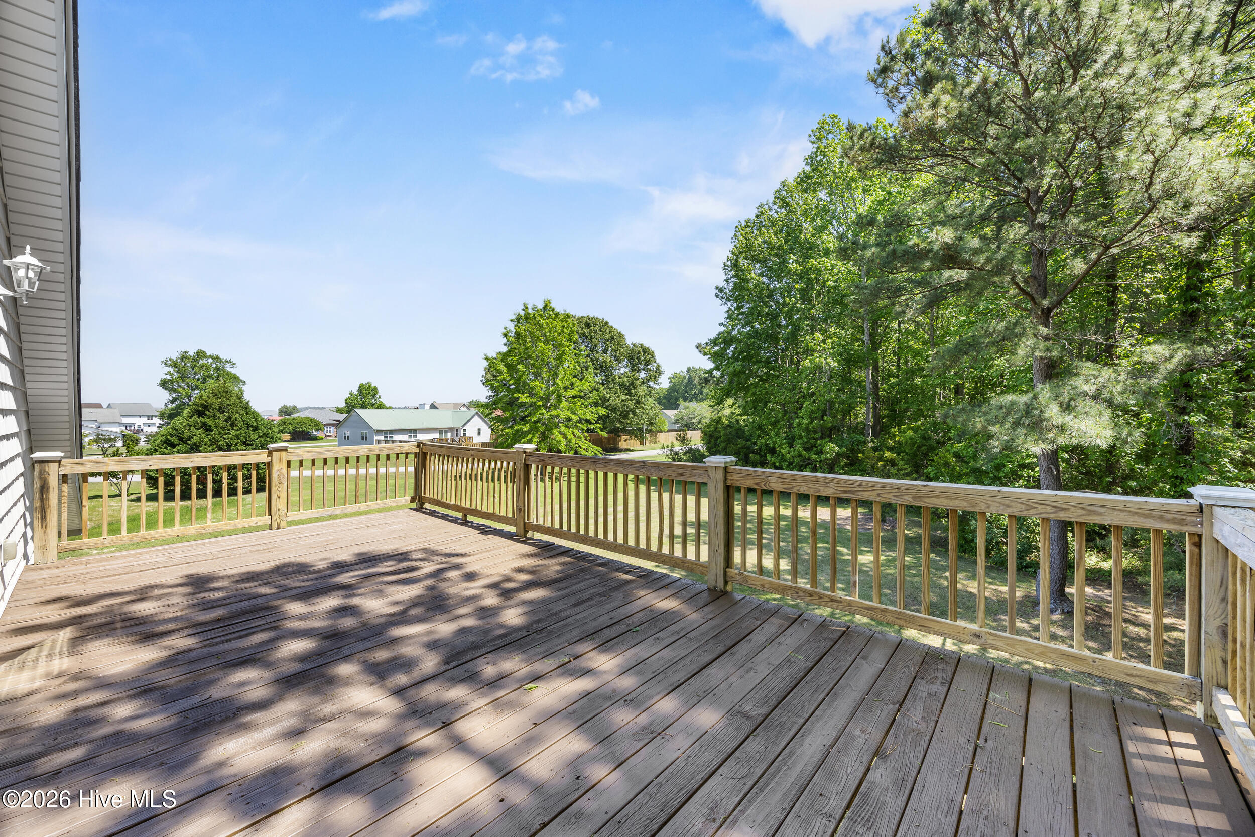 100569506 | Photo 45