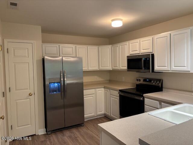 424 Commerce Avenue D,Morehead City