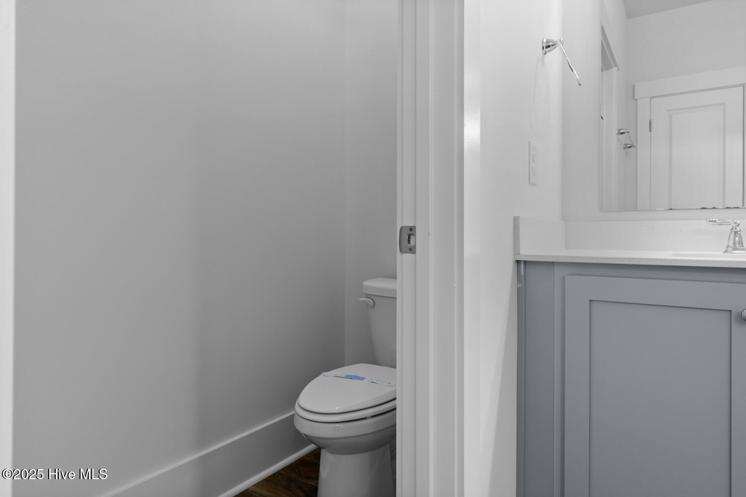 100540047 | Photo 32