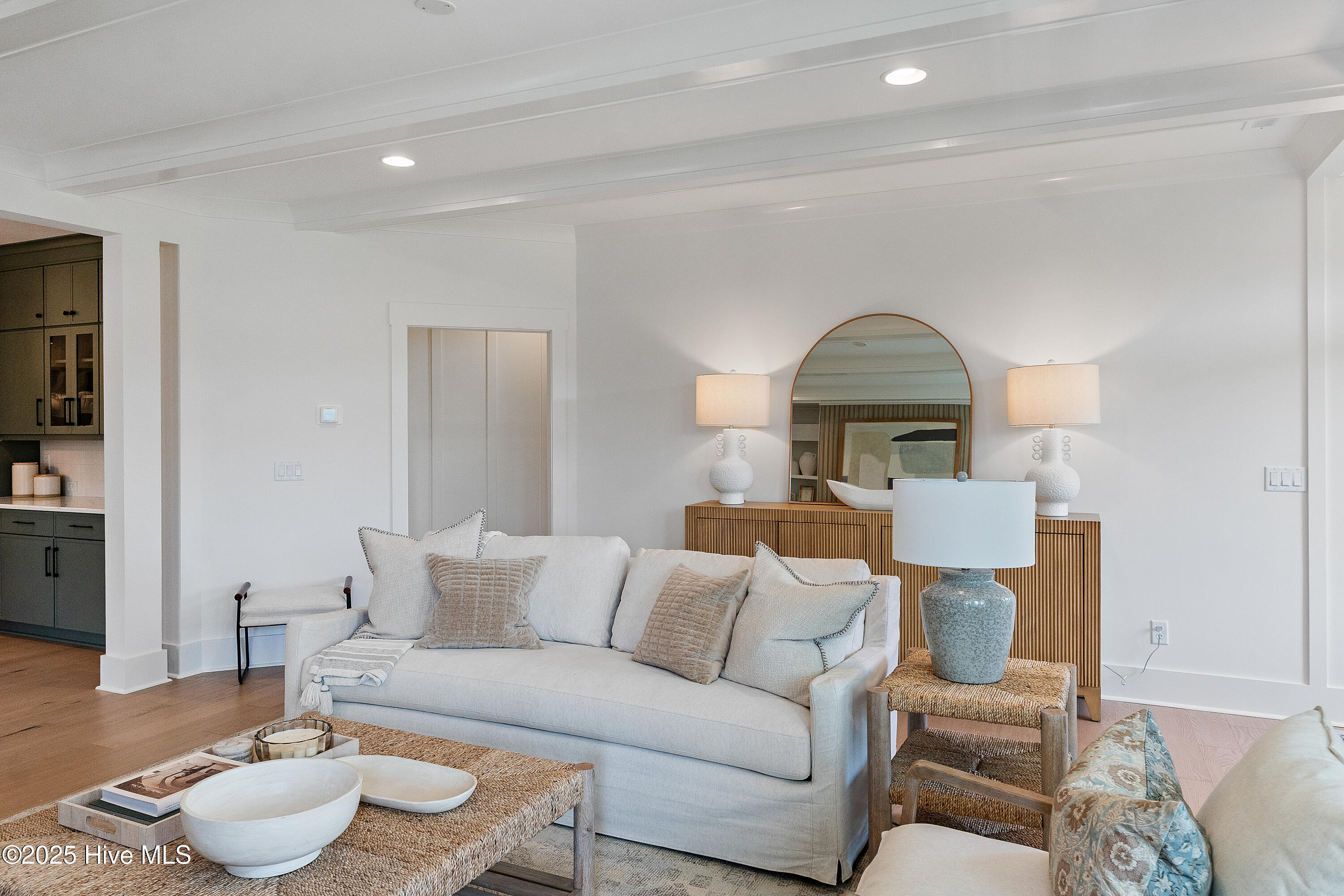 100471123 | Photo 14