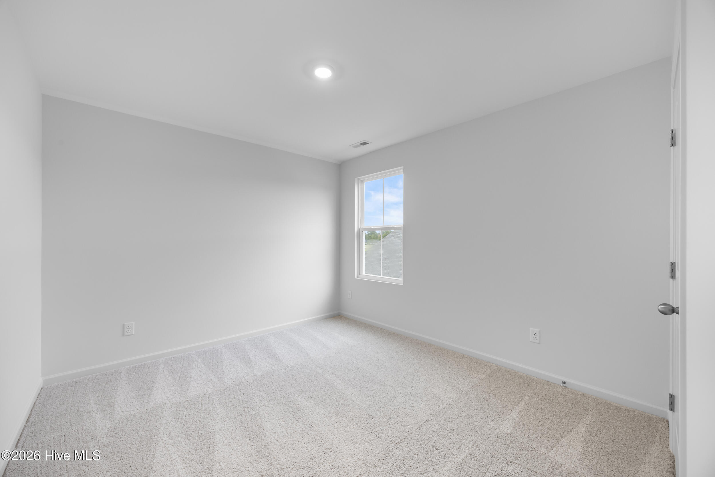 100546930 | Photo 31