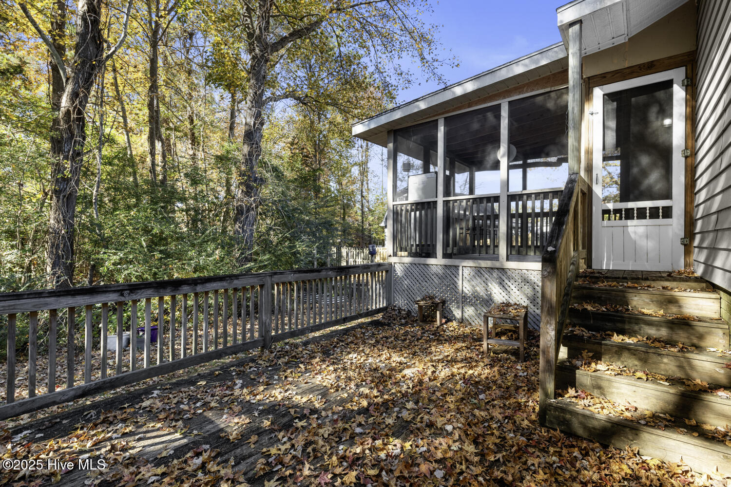 100542574 | Photo 17