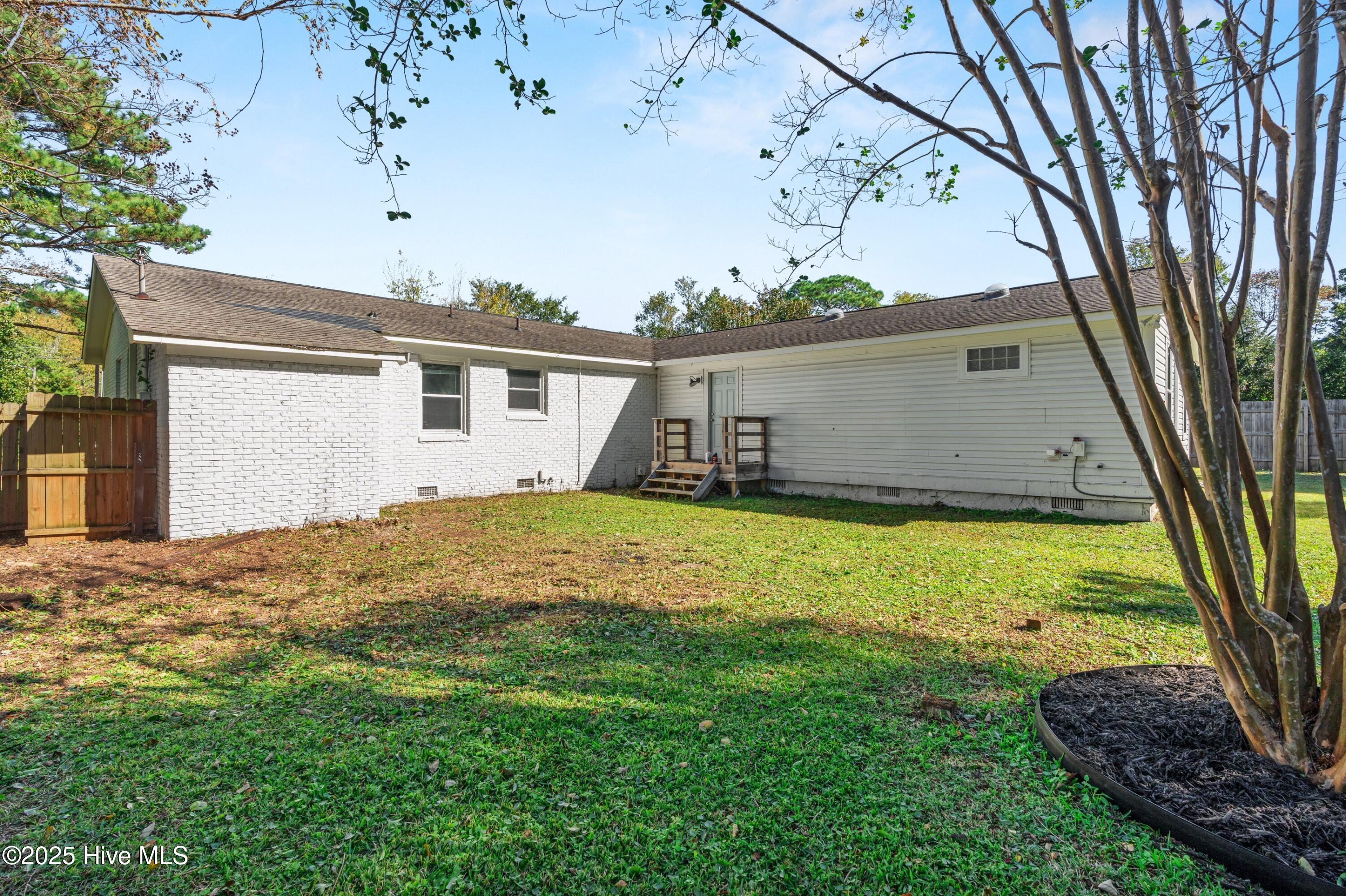 100539708 | Photo 43