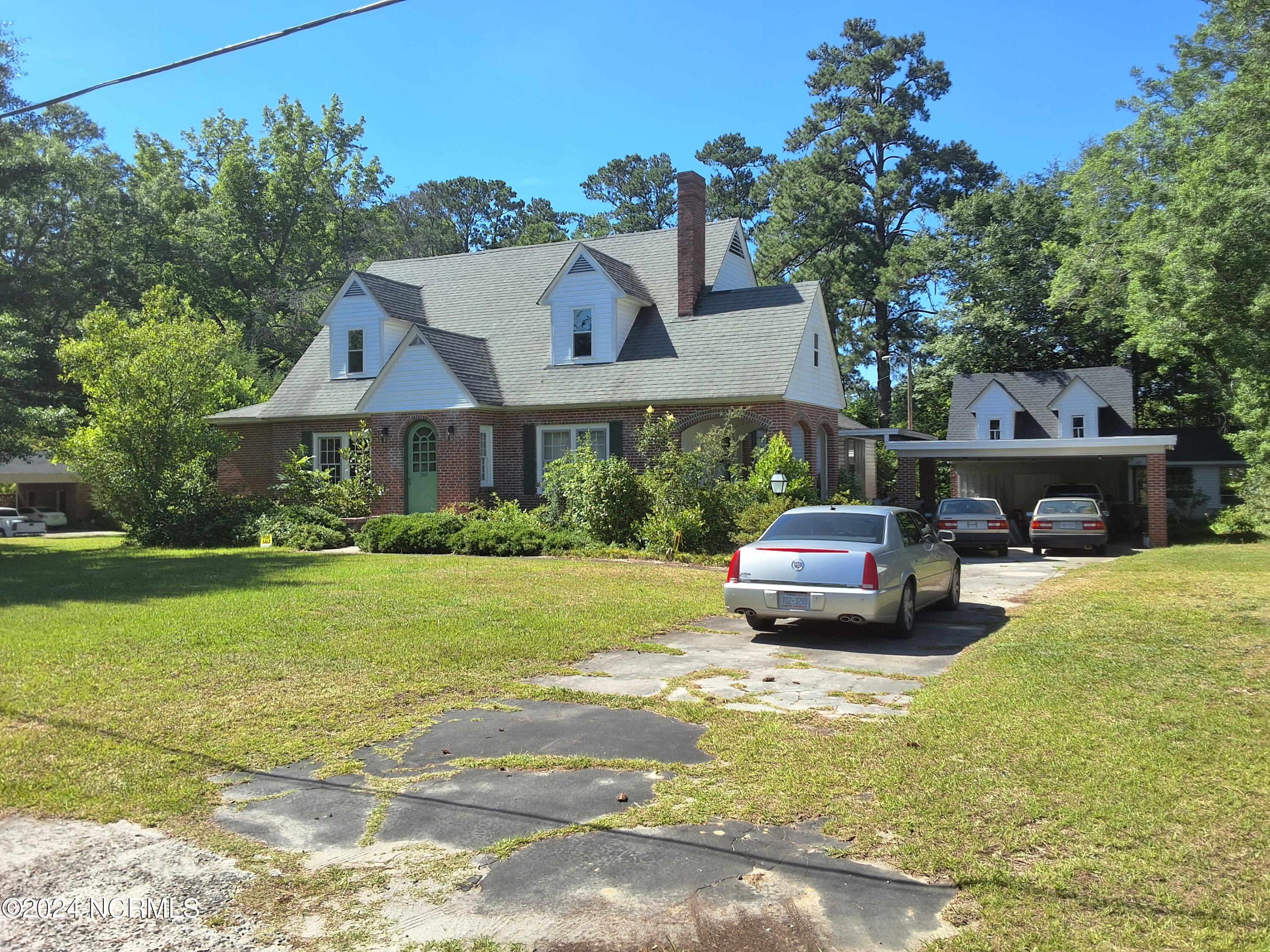 201 E Bell Street, Tabor City, NC, 28463