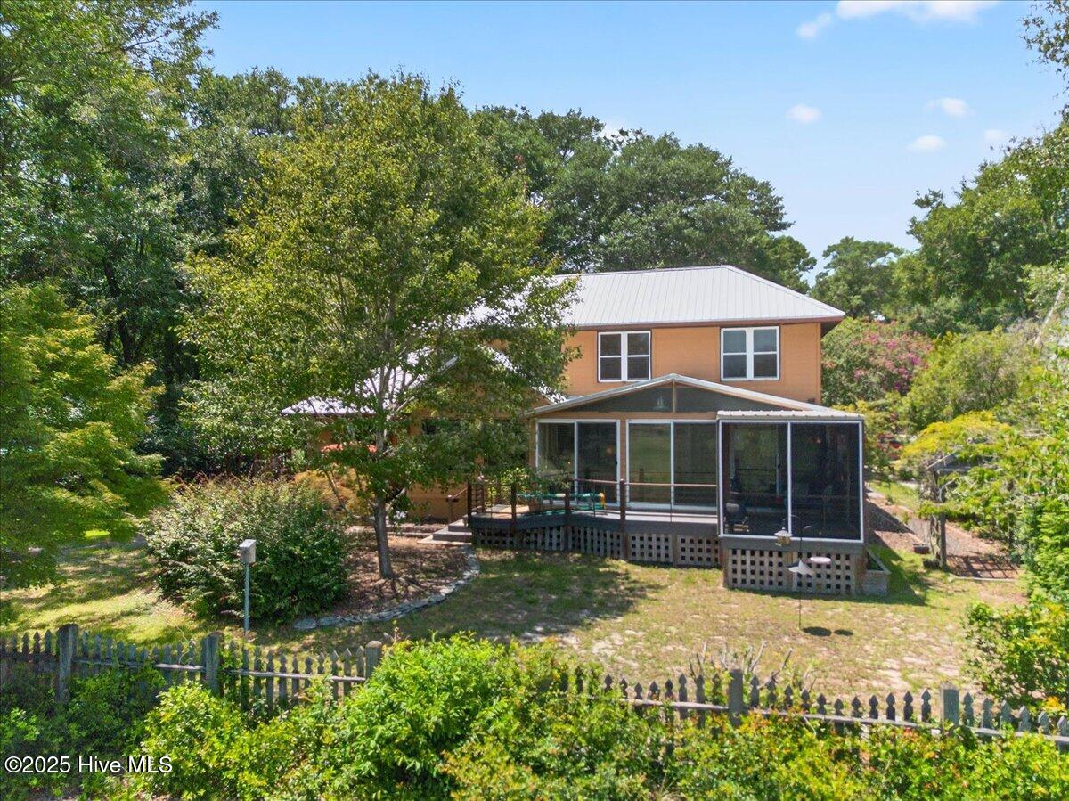 100517839 | Photo 27