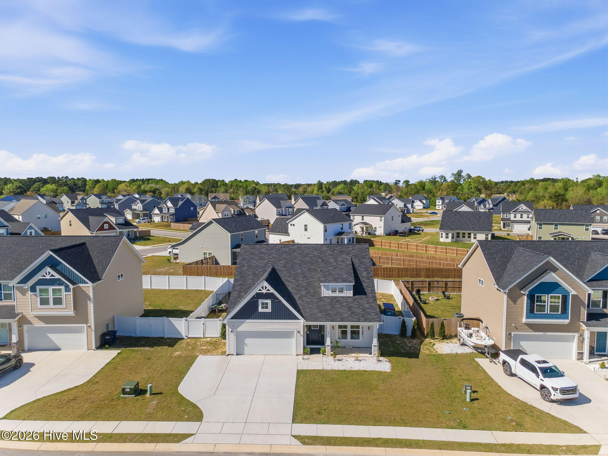 100566000 | Photo 45