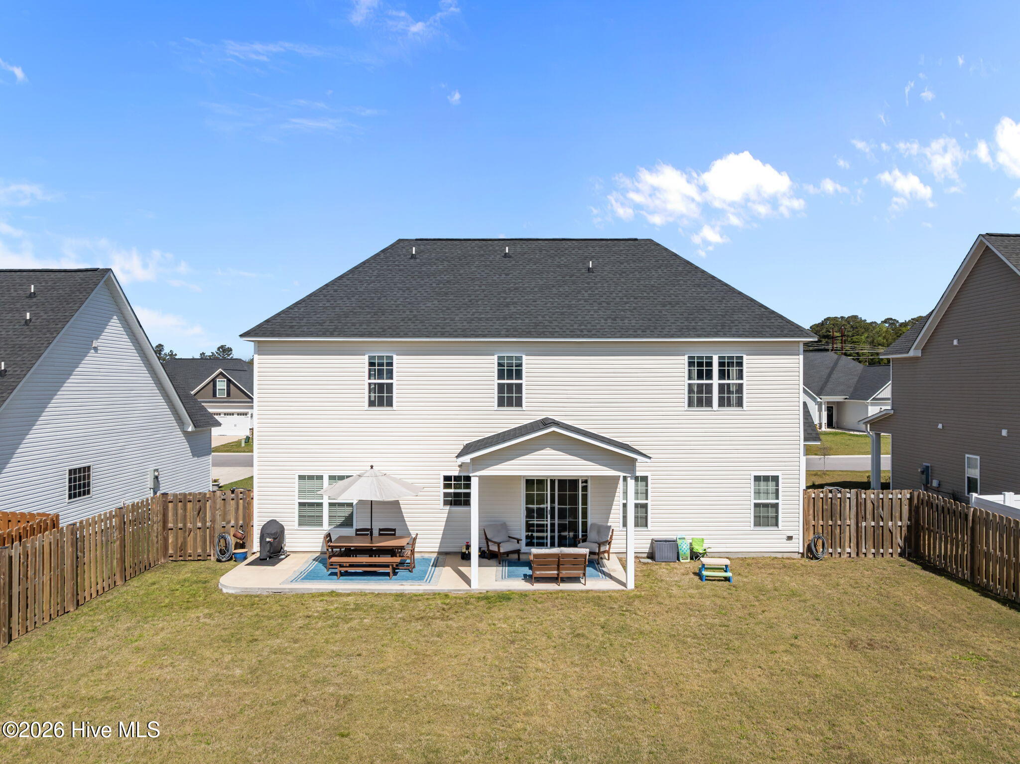 100566991 | Photo 39