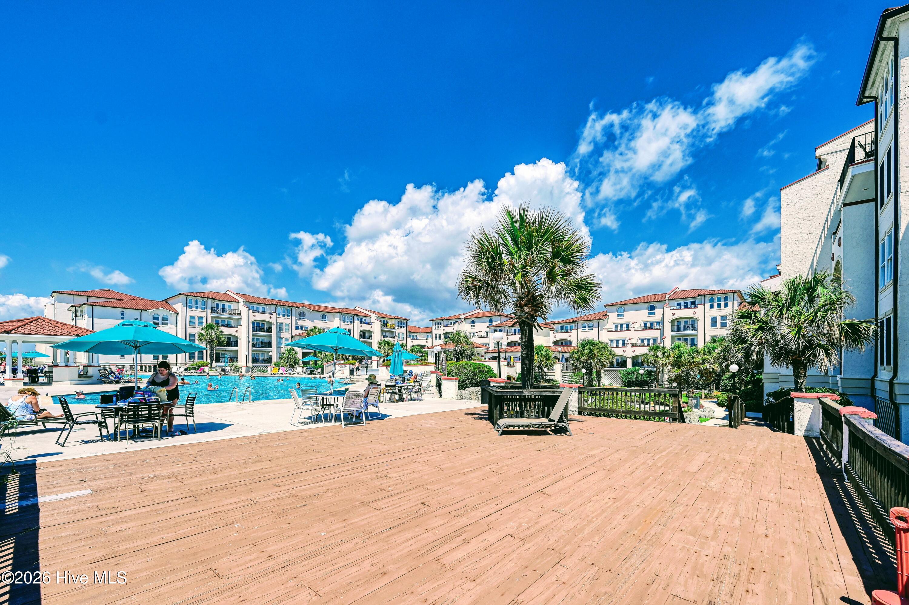 100568256 | Photo 17