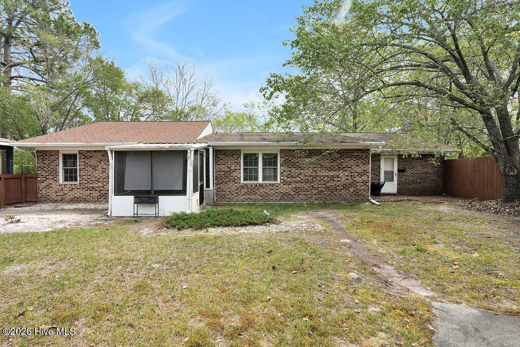 100565708 | Photo 25