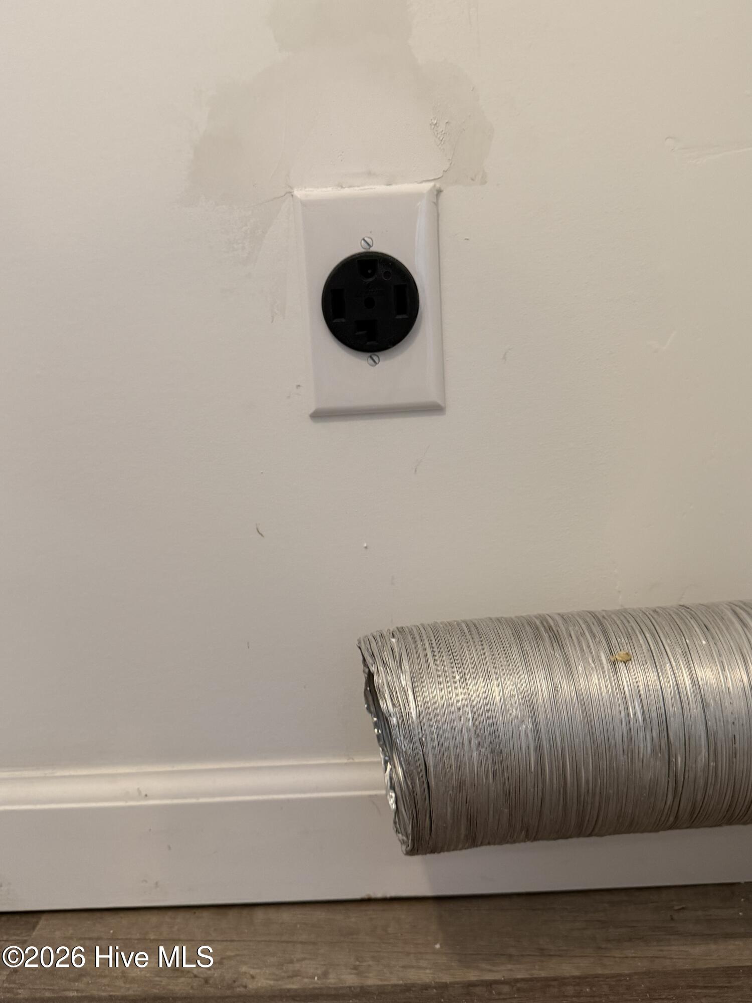 100565098 | Photo 18