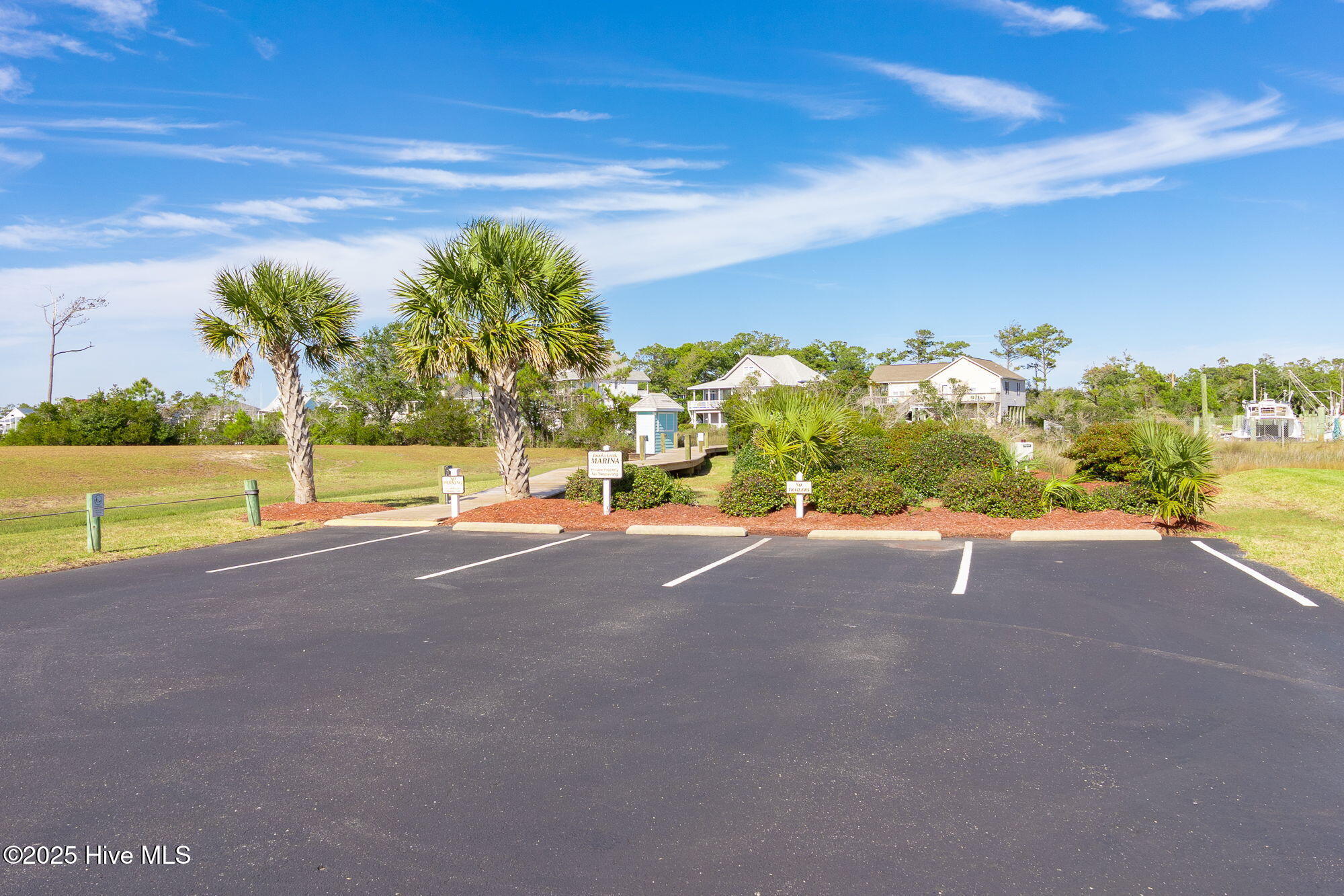 Brooks Creek Marina Parking