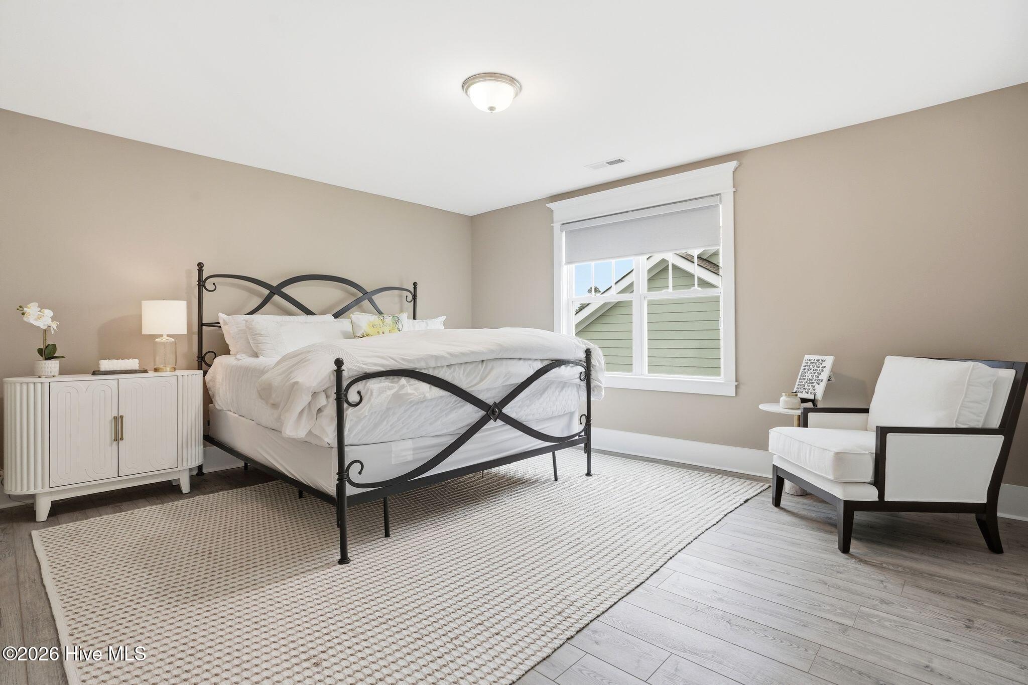 100559080 | Photo 54