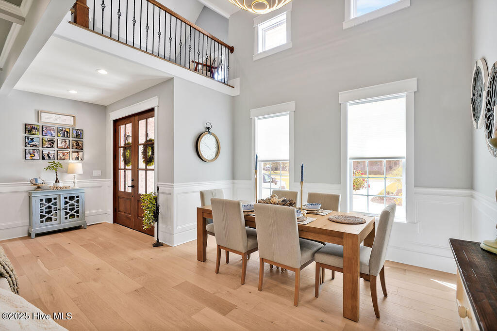 100521530 | Photo 13