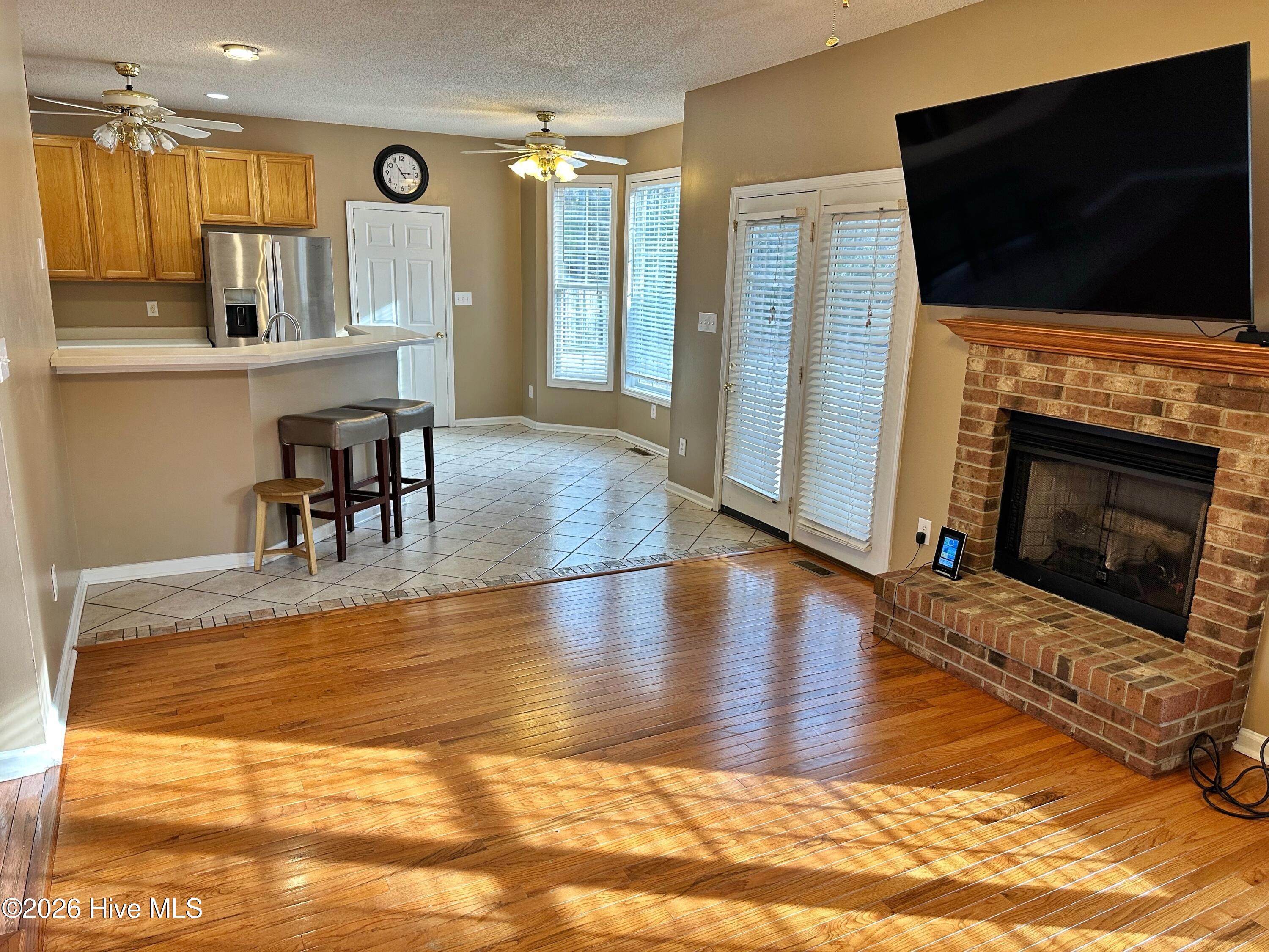 100551305 | Photo 13