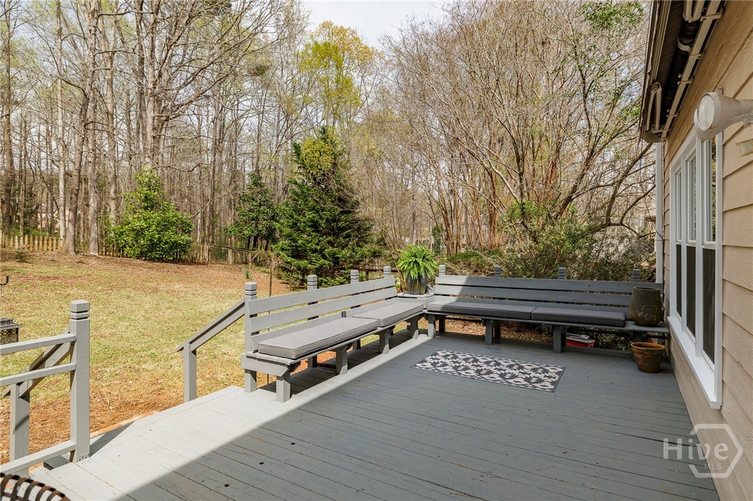 121 Ashbrook Drive