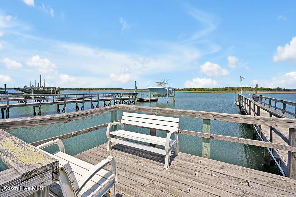 100508979 | Photo 107