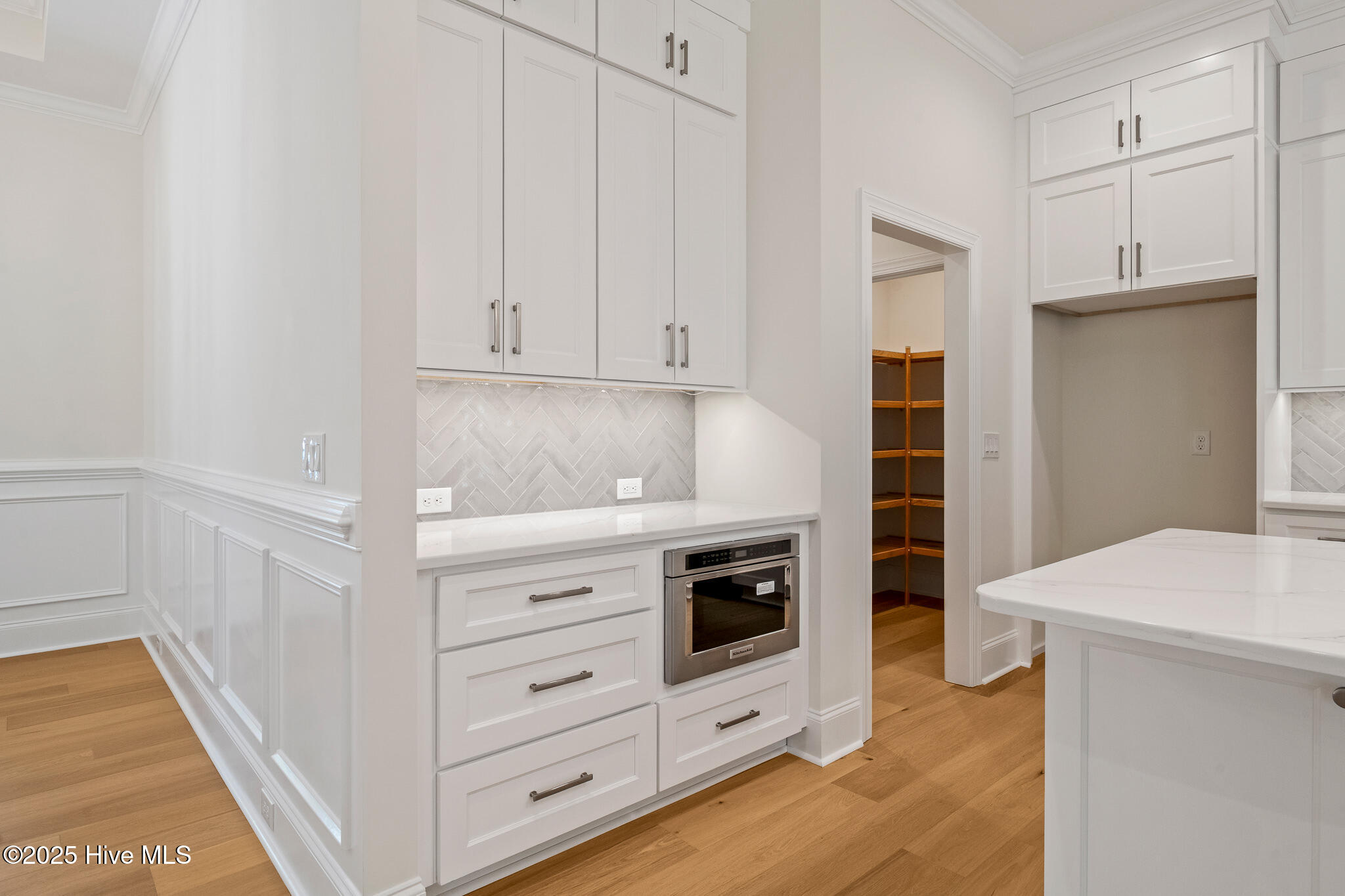 100535512 | Photo 10