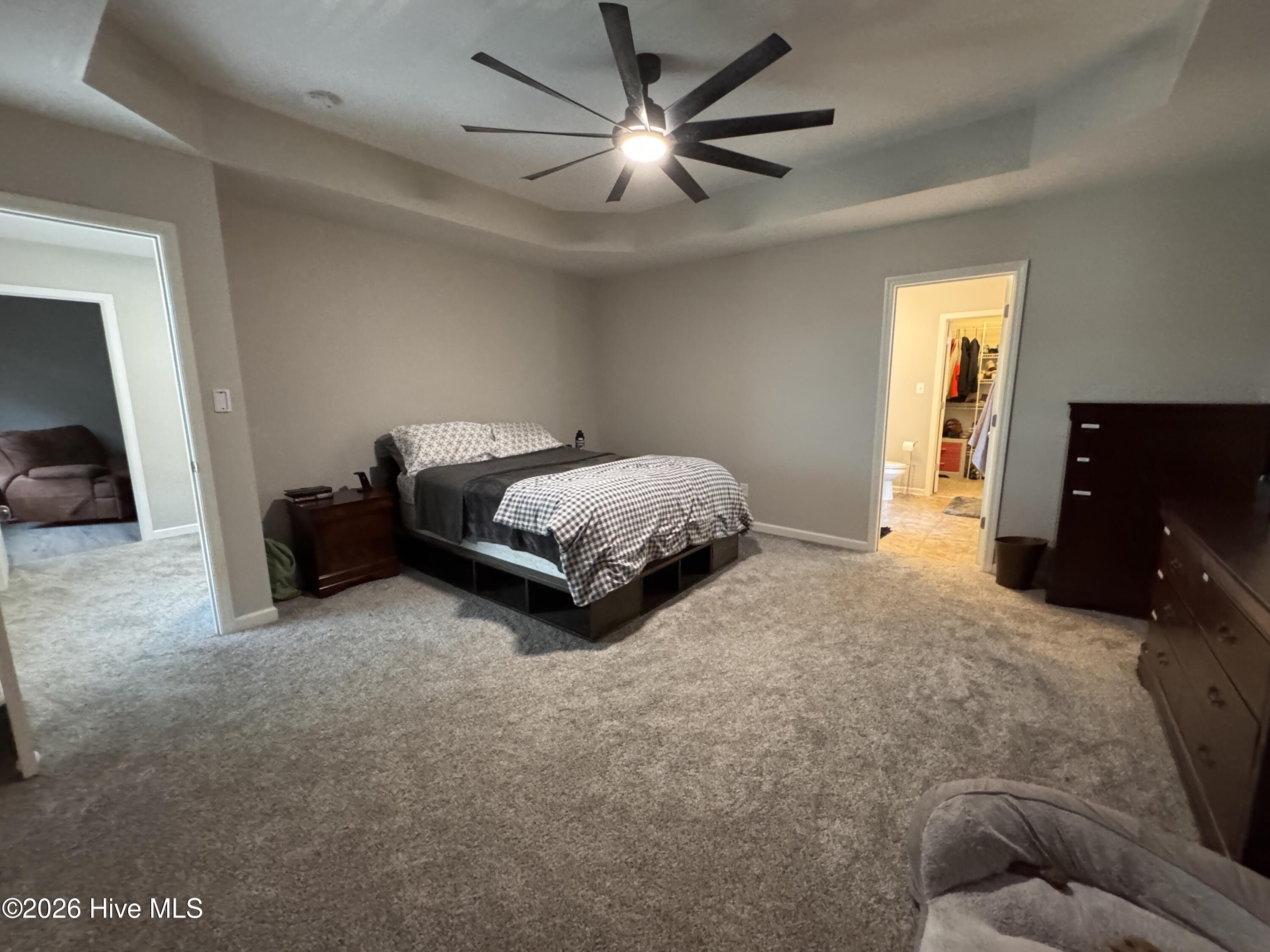 100550584 | Photo 10