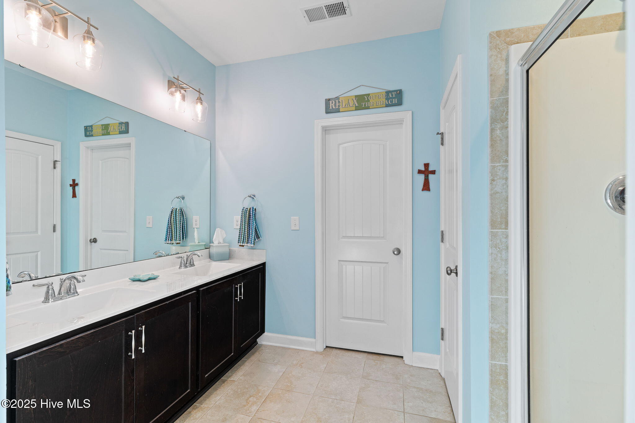 100541637 | Photo 30