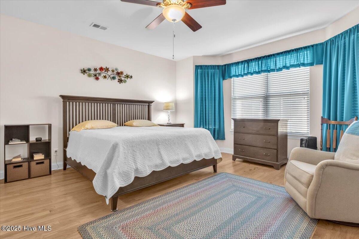 100541997 | Photo 15