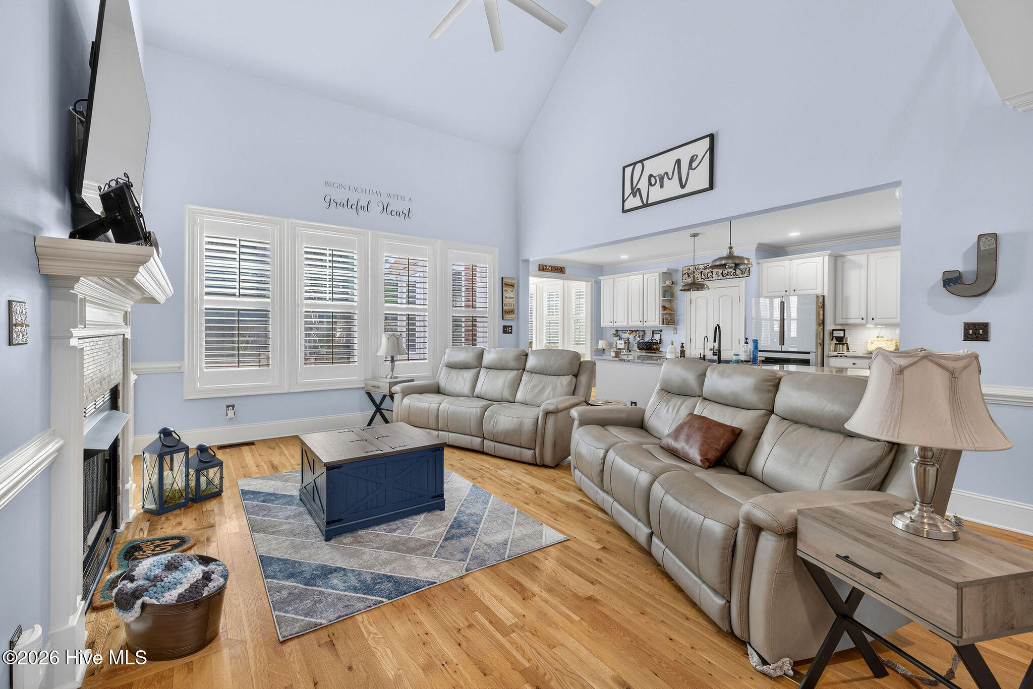 100547469 | Photo 13