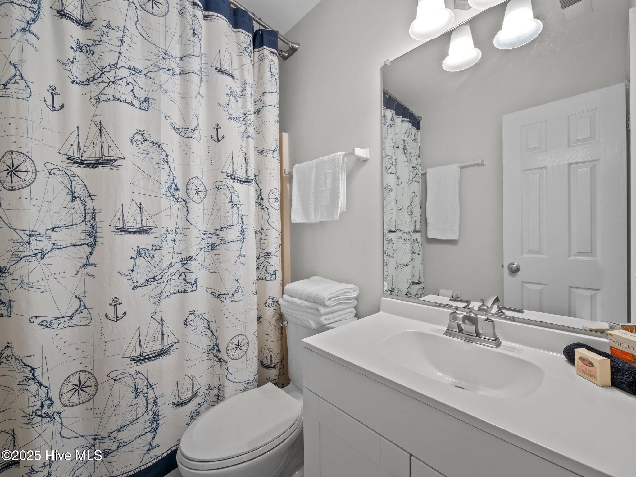 100513840 | Photo 28