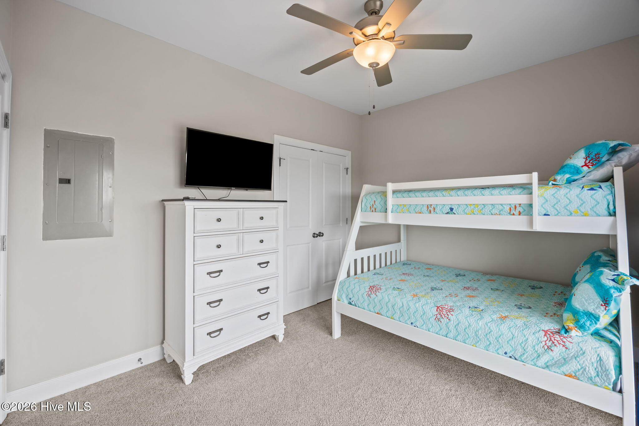 100565751 | Photo 40