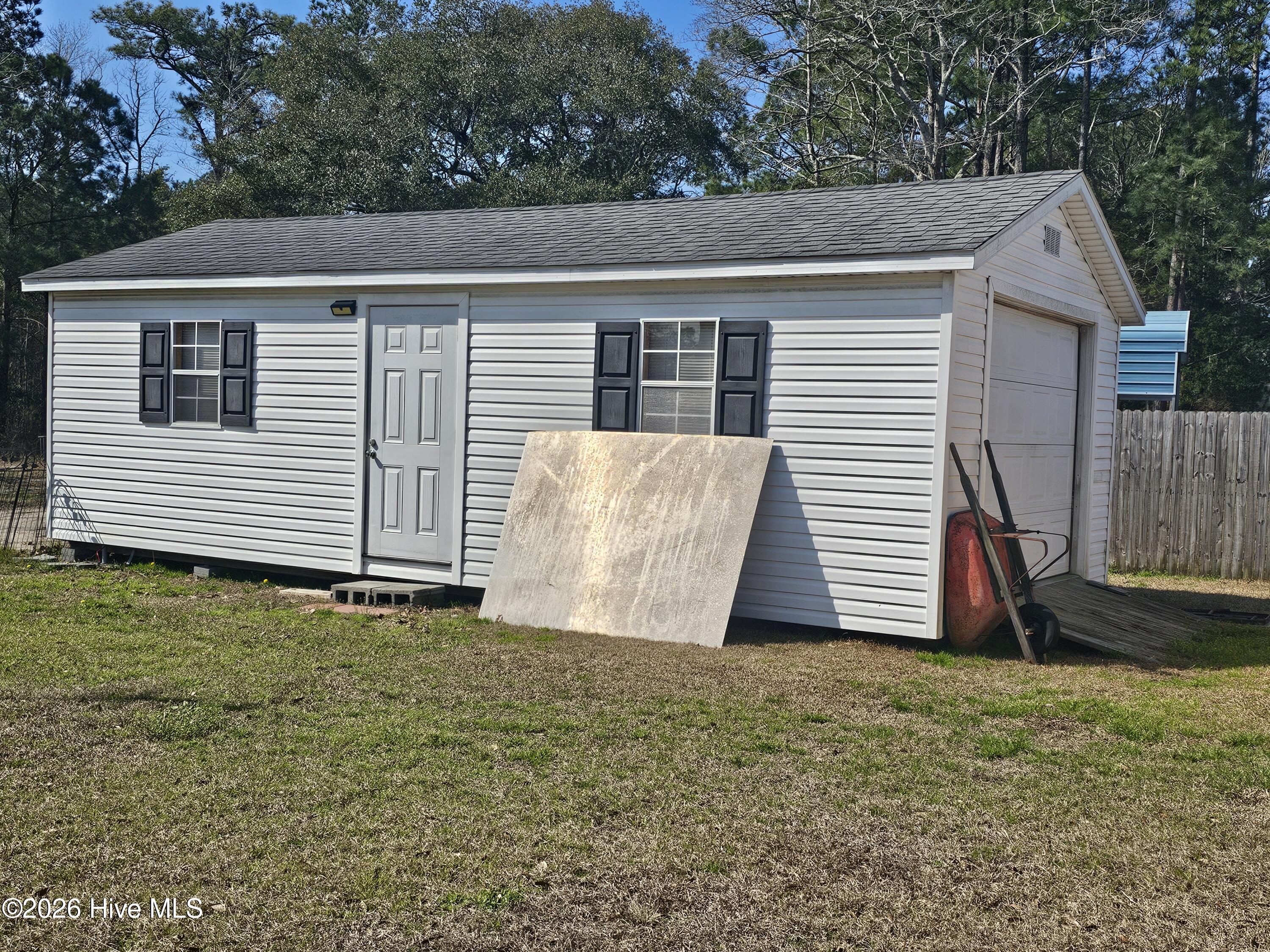 100557730 | Photo 19